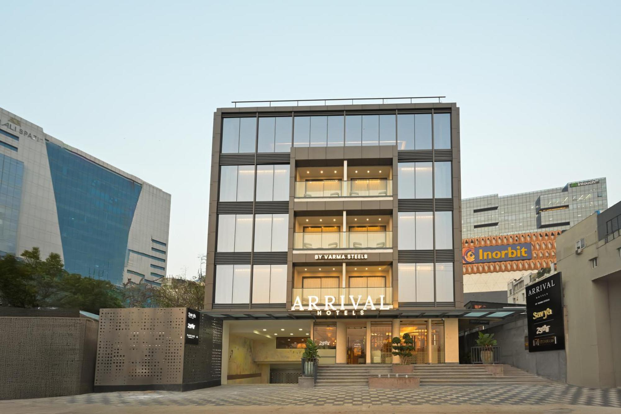 Arrival Hotel