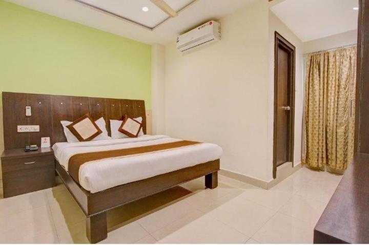 Blossoms Heights- Luxury Collection- Banjara Hills 3*