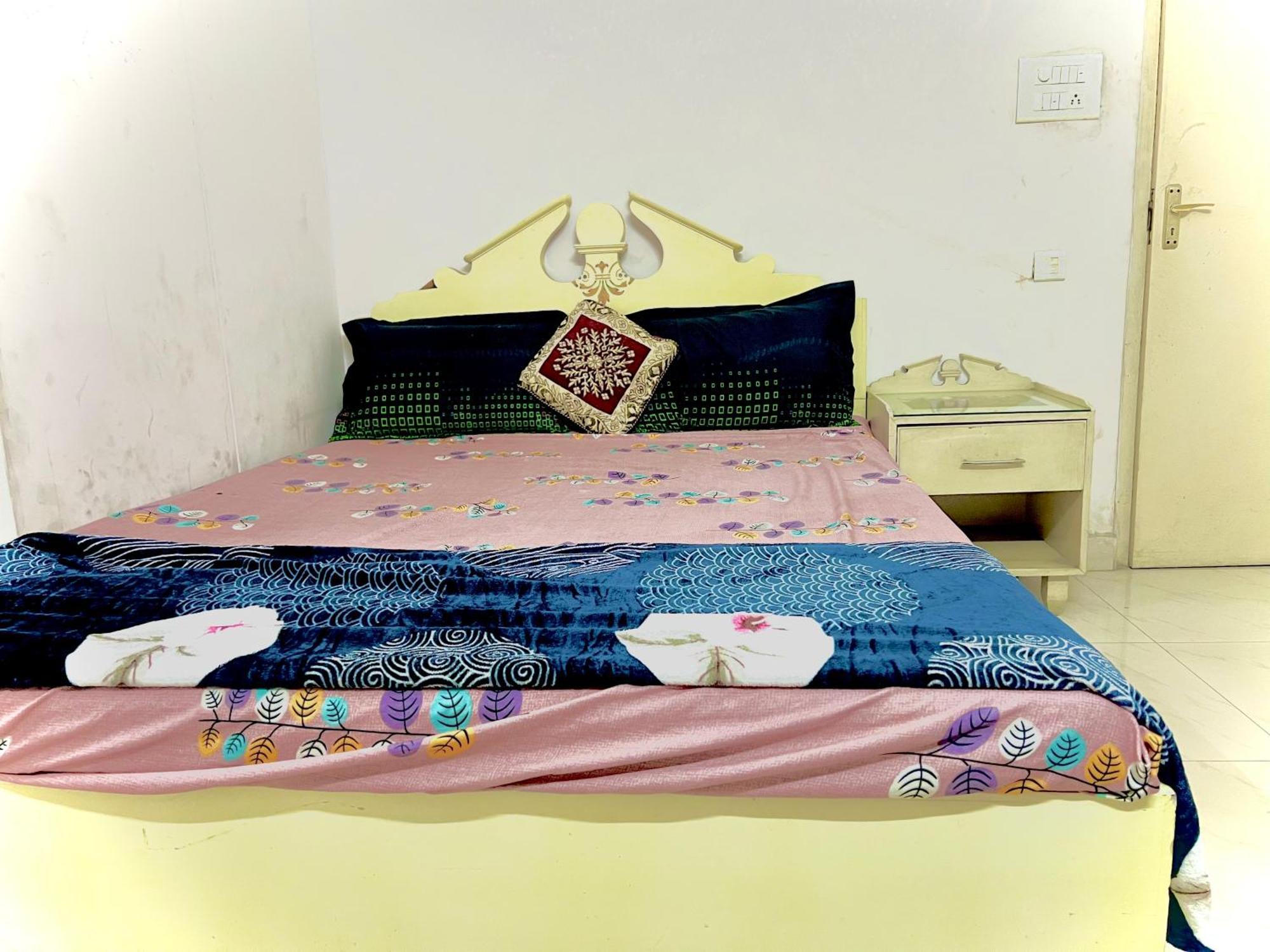 Park Royal Enclave Guest house Hyderabad