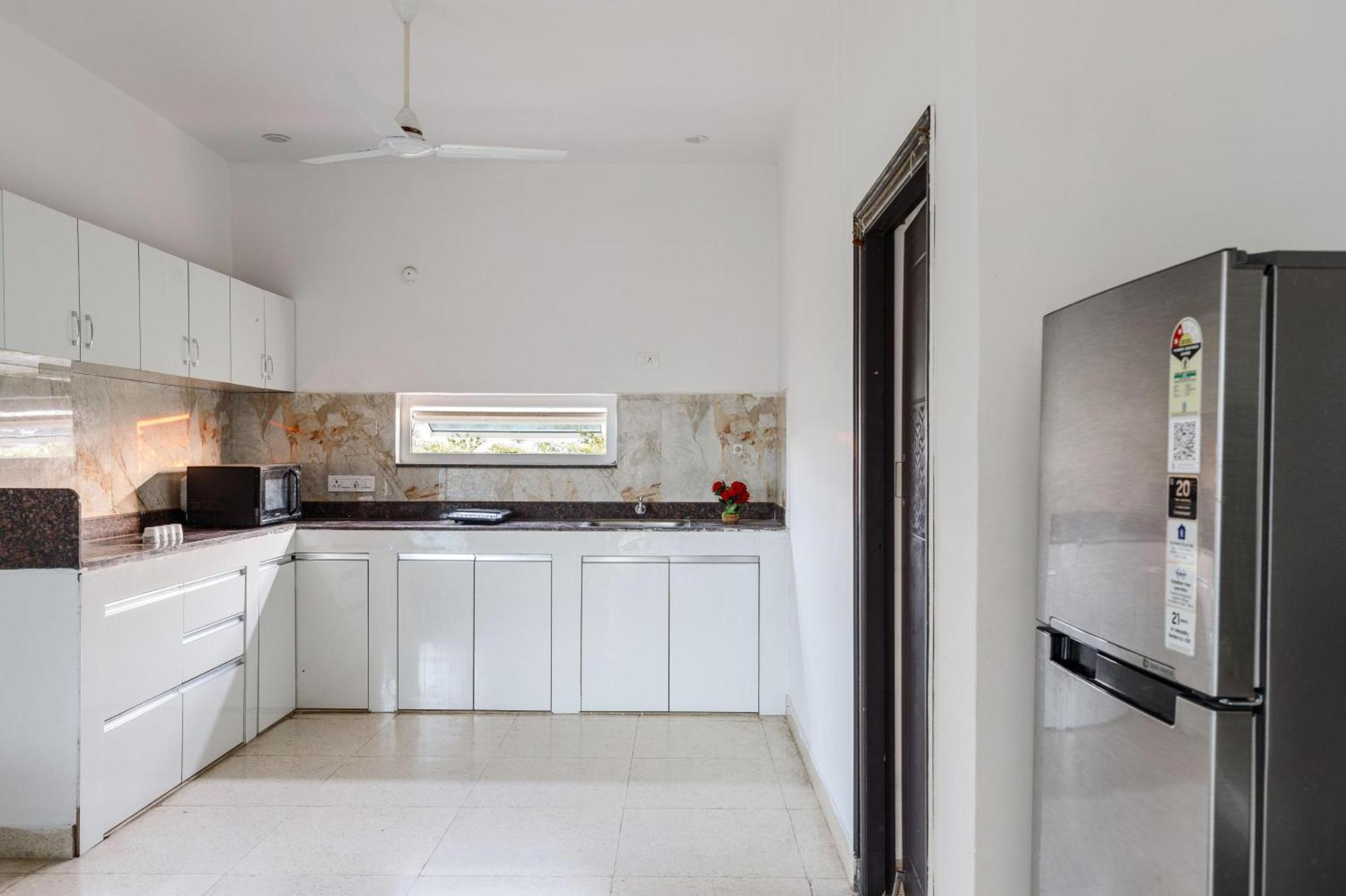 Serene Retreat By Stayjadepoolbasketball Court * Hyderabad