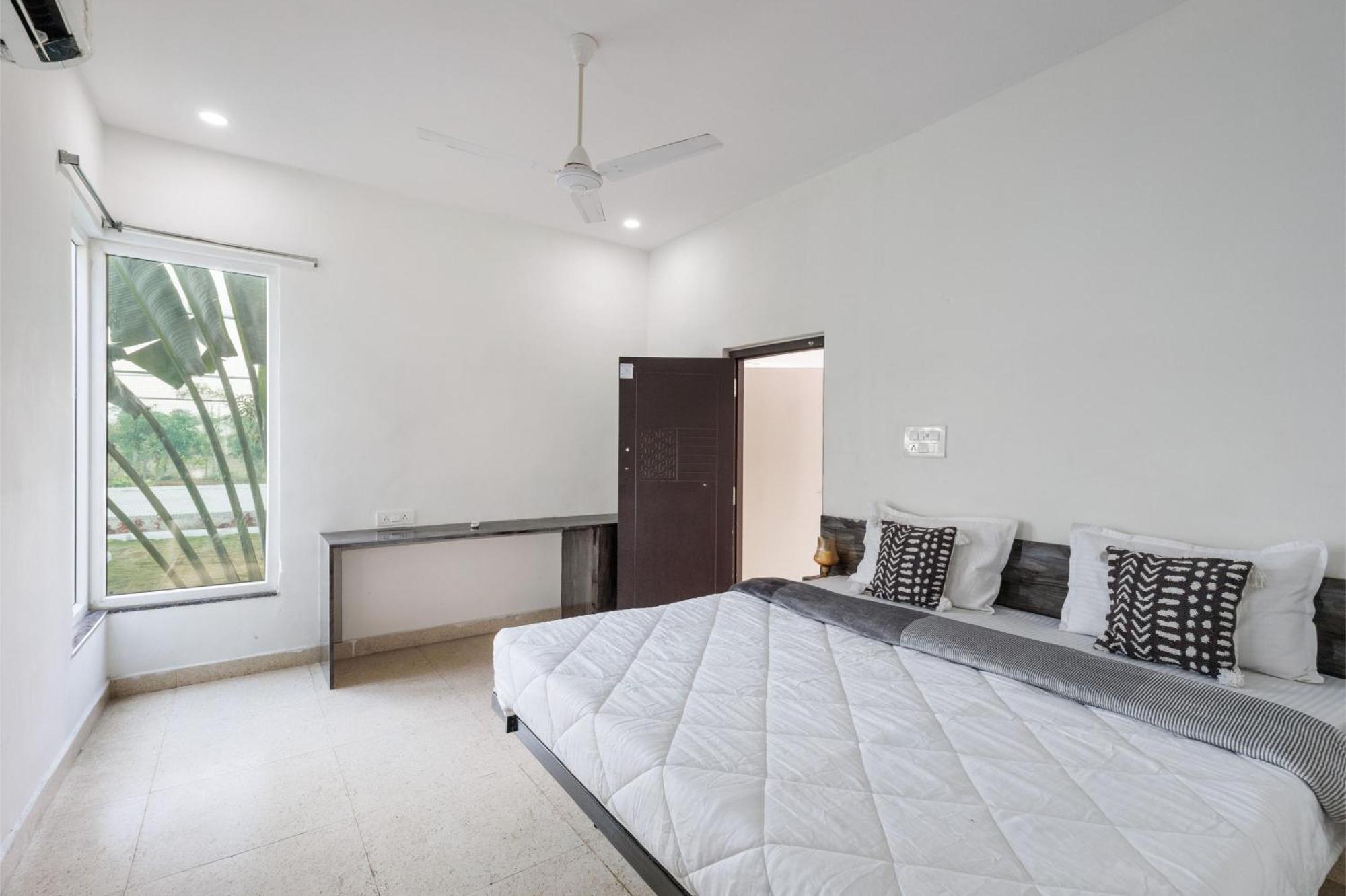 Serene Retreat By Stayjadepoolbasketball Court * Hyderabad