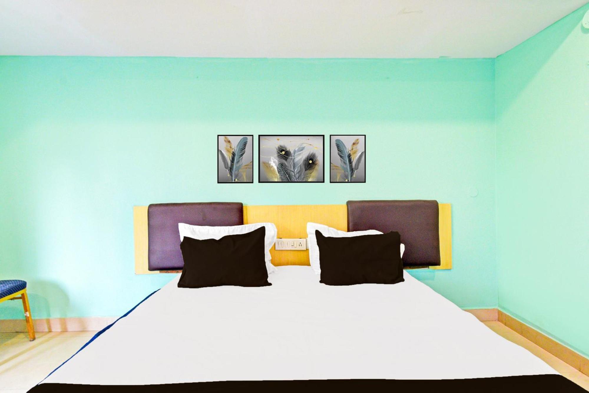Hotel Super Townhouse Ameerpet Balkampet Road *