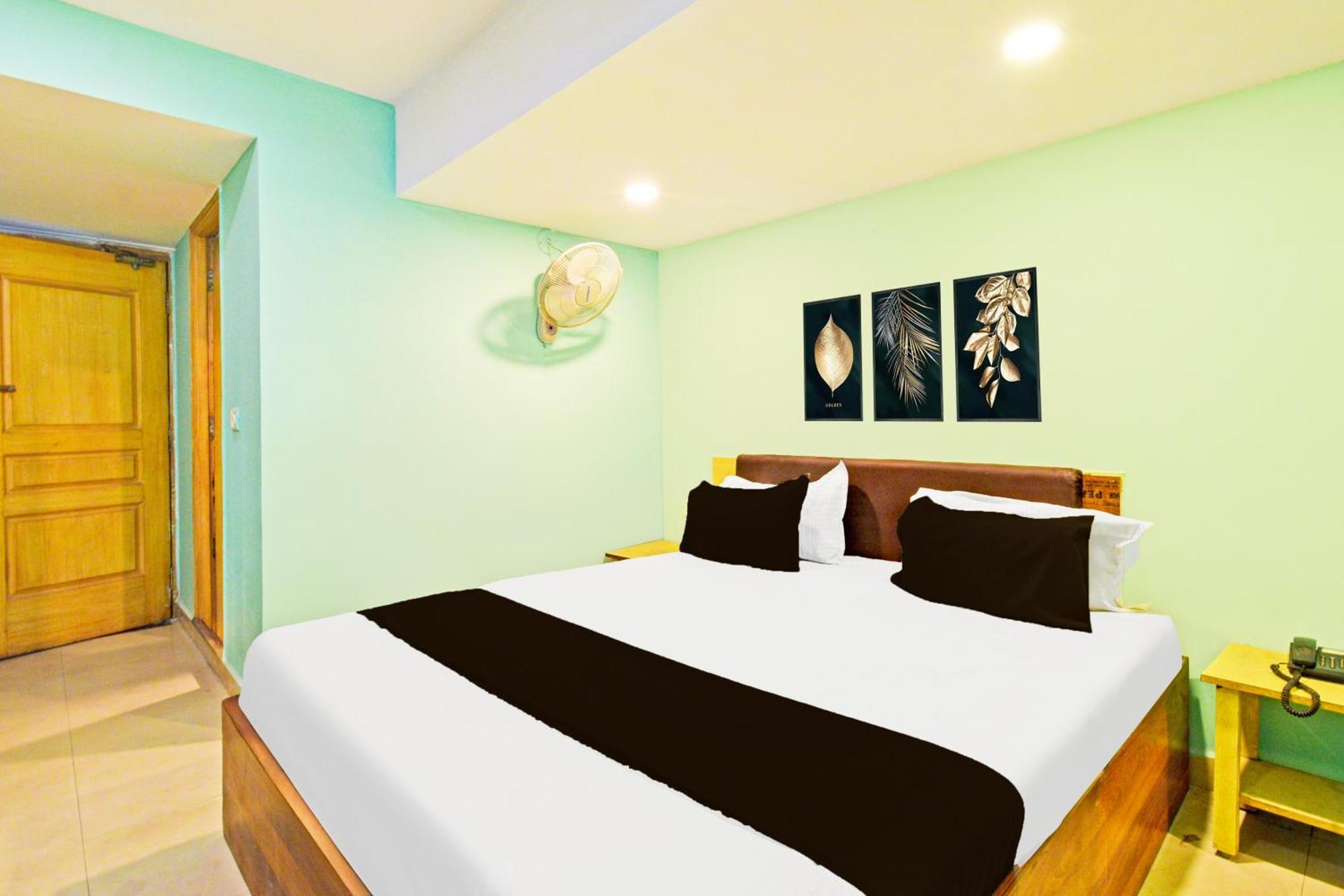 Hotel Super Townhouse Ameerpet Balkampet Road
