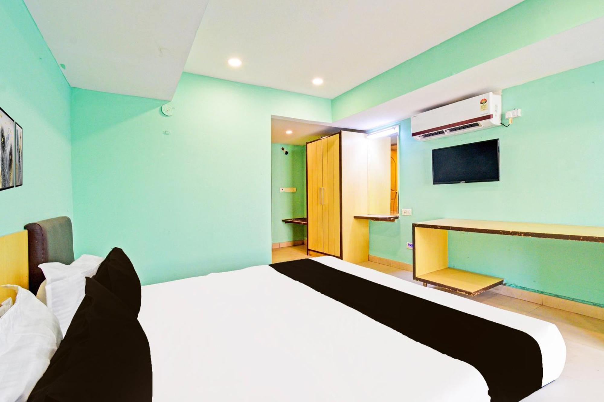 Super Townhouse Ameerpet Balkampet Road *