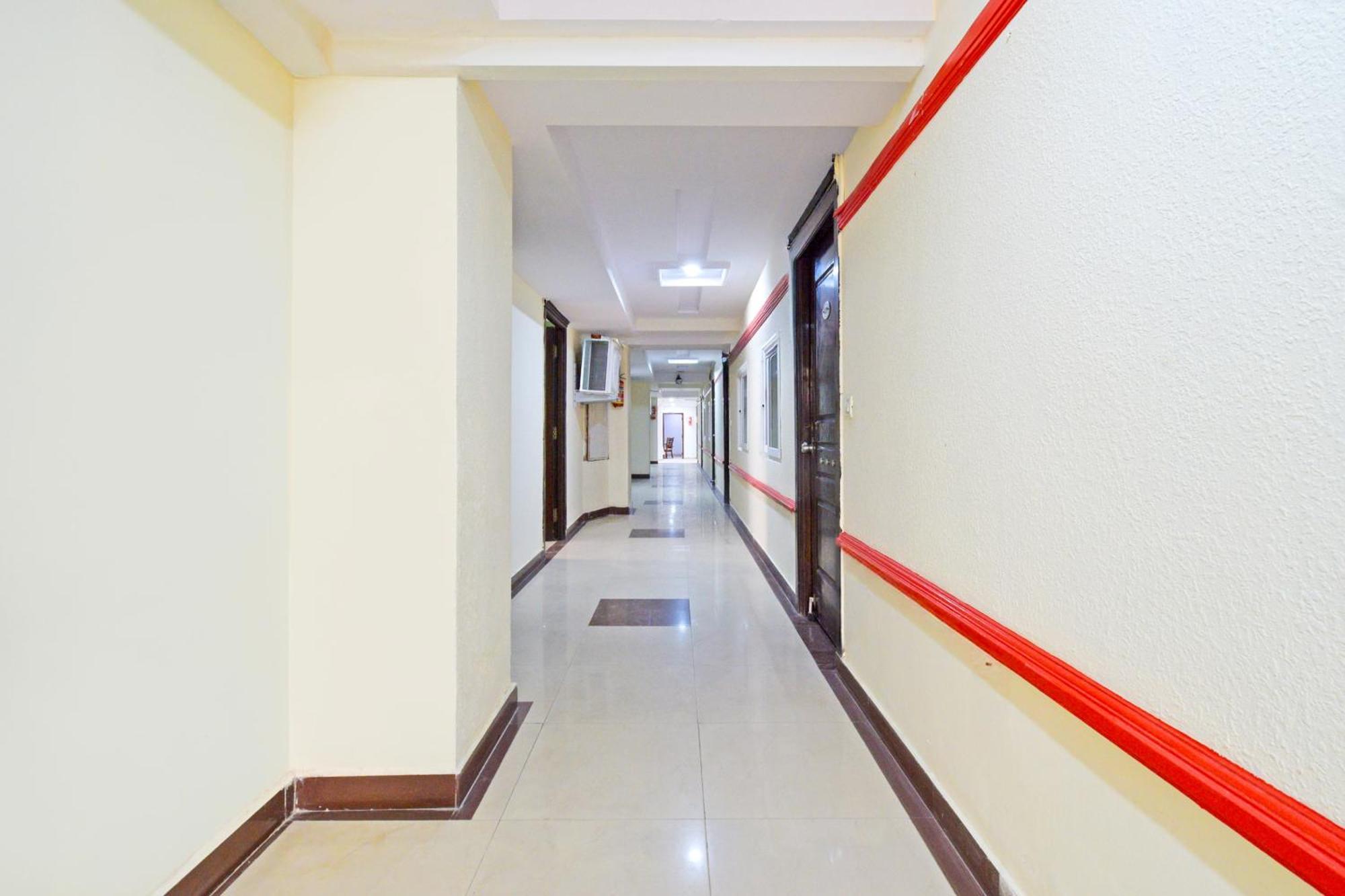 Super Townhouse Ameerpet Balkampet Road