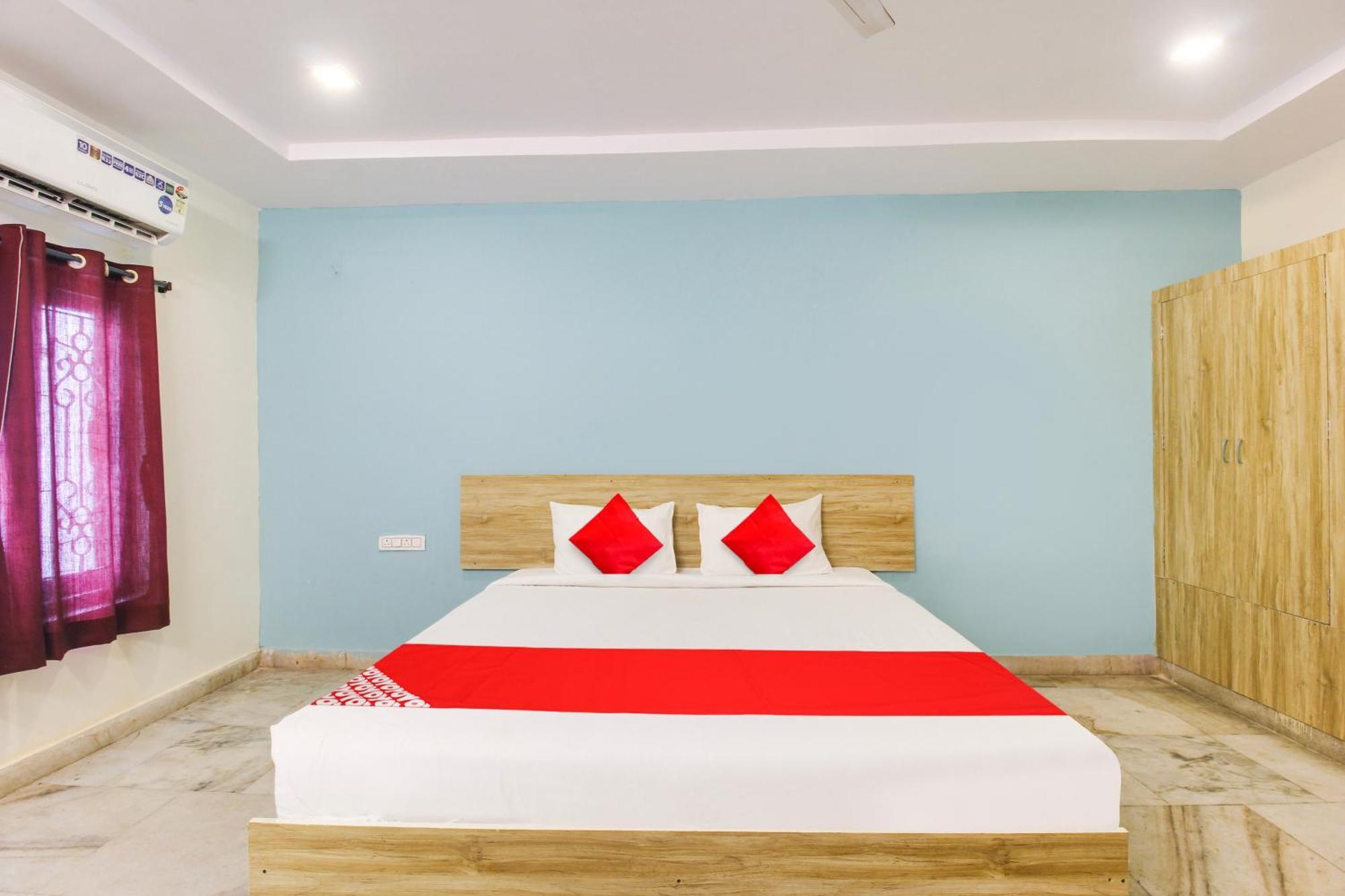 O R Squre Hotel