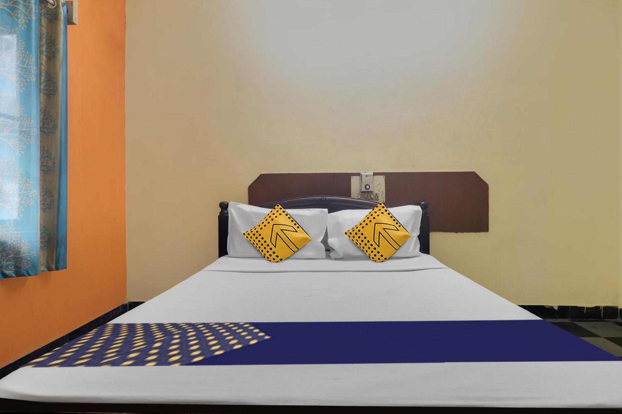 Spot On New Balaji Residency Hotel
