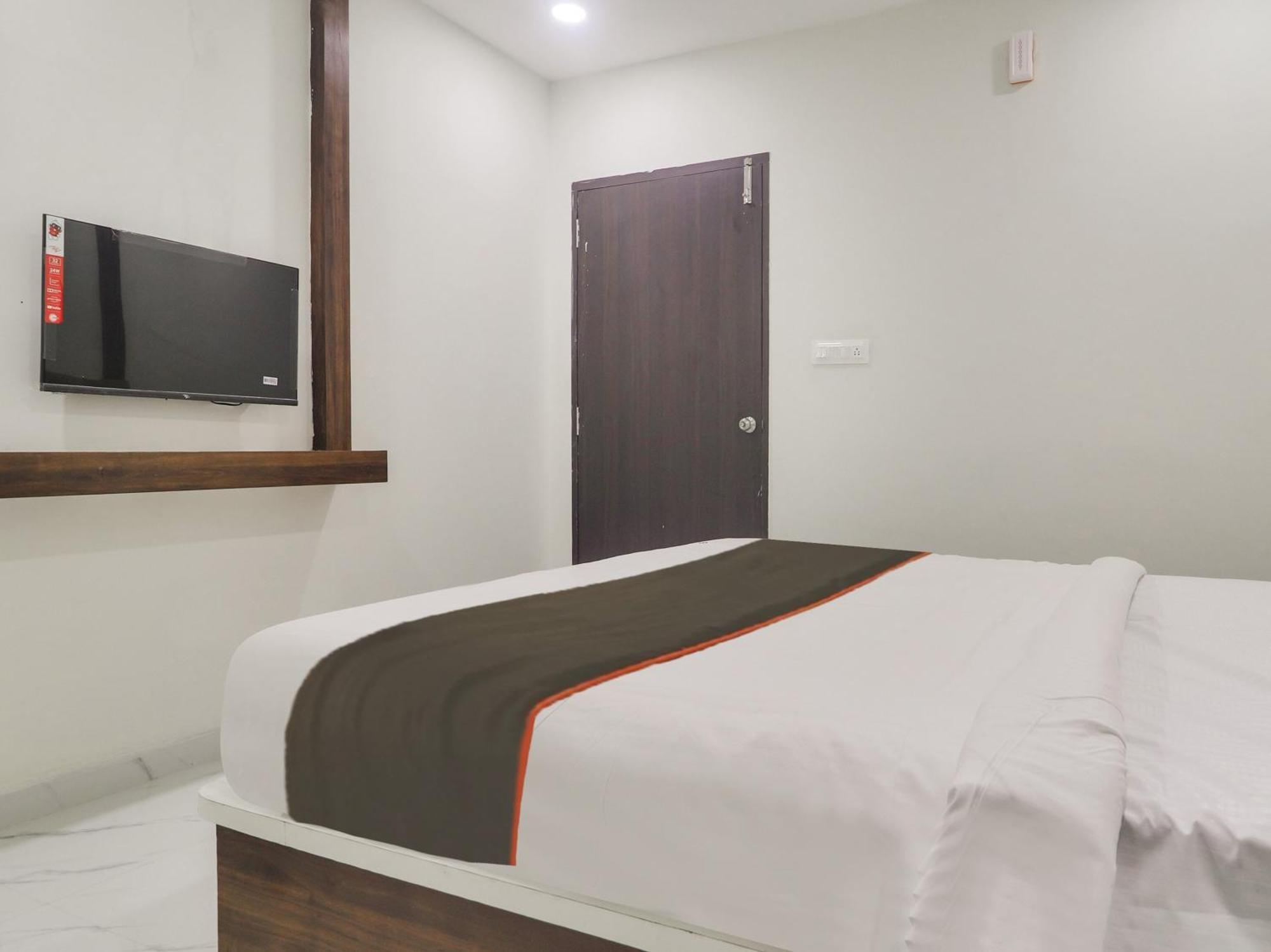 Collection O Rb Grand @ Kompally 3* Hyderabad