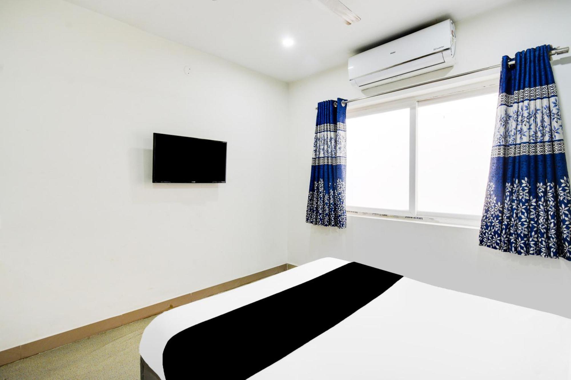 Super Townhouse Madhapur 100 Feet Road Formerly Jkc Grand Hotel Hyderabad
