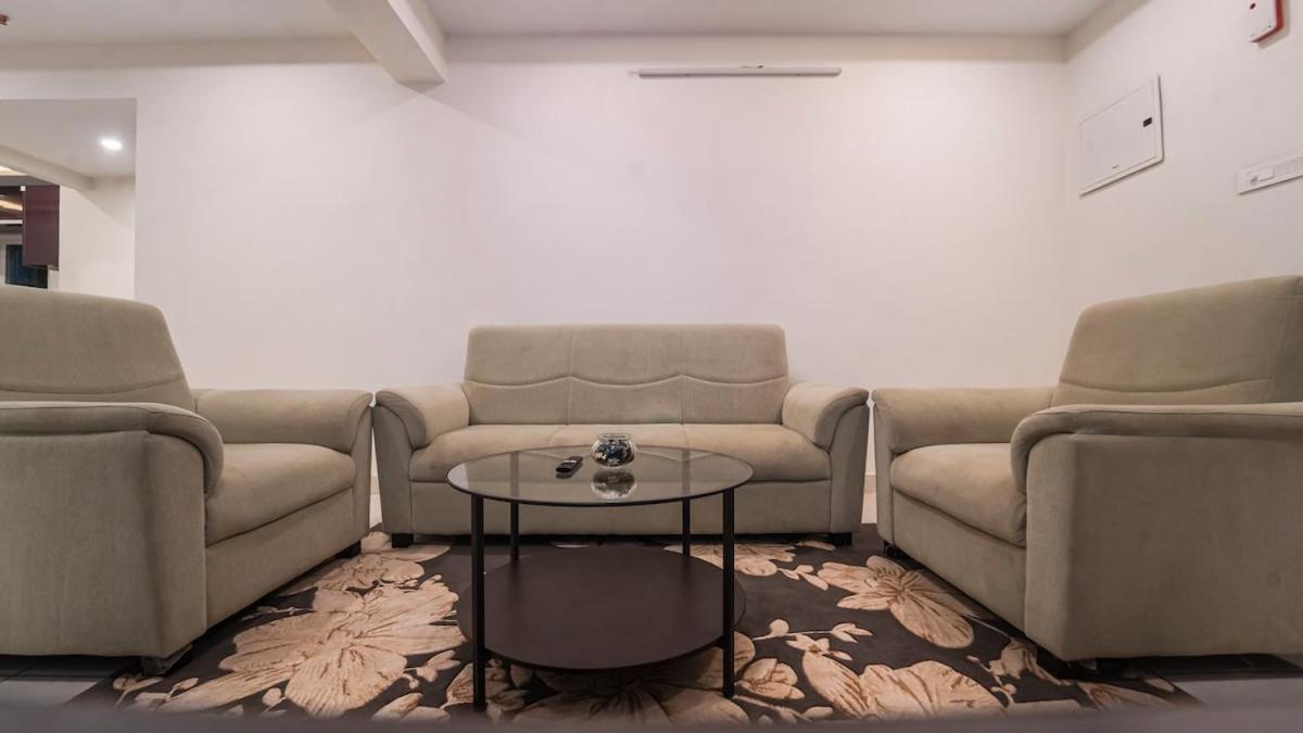 Cozy With Free Wi-fi Near Hitech ,gachibowli & Nanakramguda-orr View Near Continental And Star Children's Hospital * Hyderabad