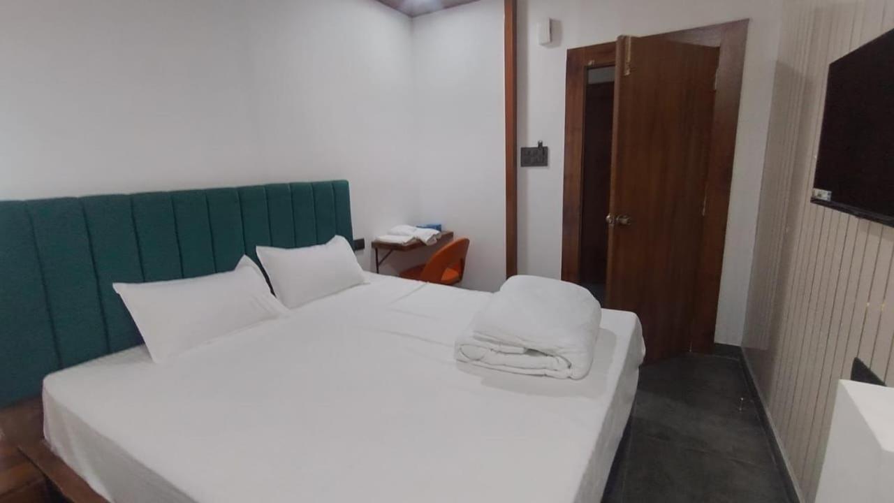 Hotel M Hyatt Hyderabad