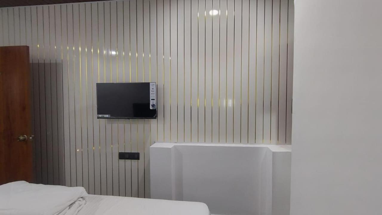 Hotel M Hyatt Hyderabad