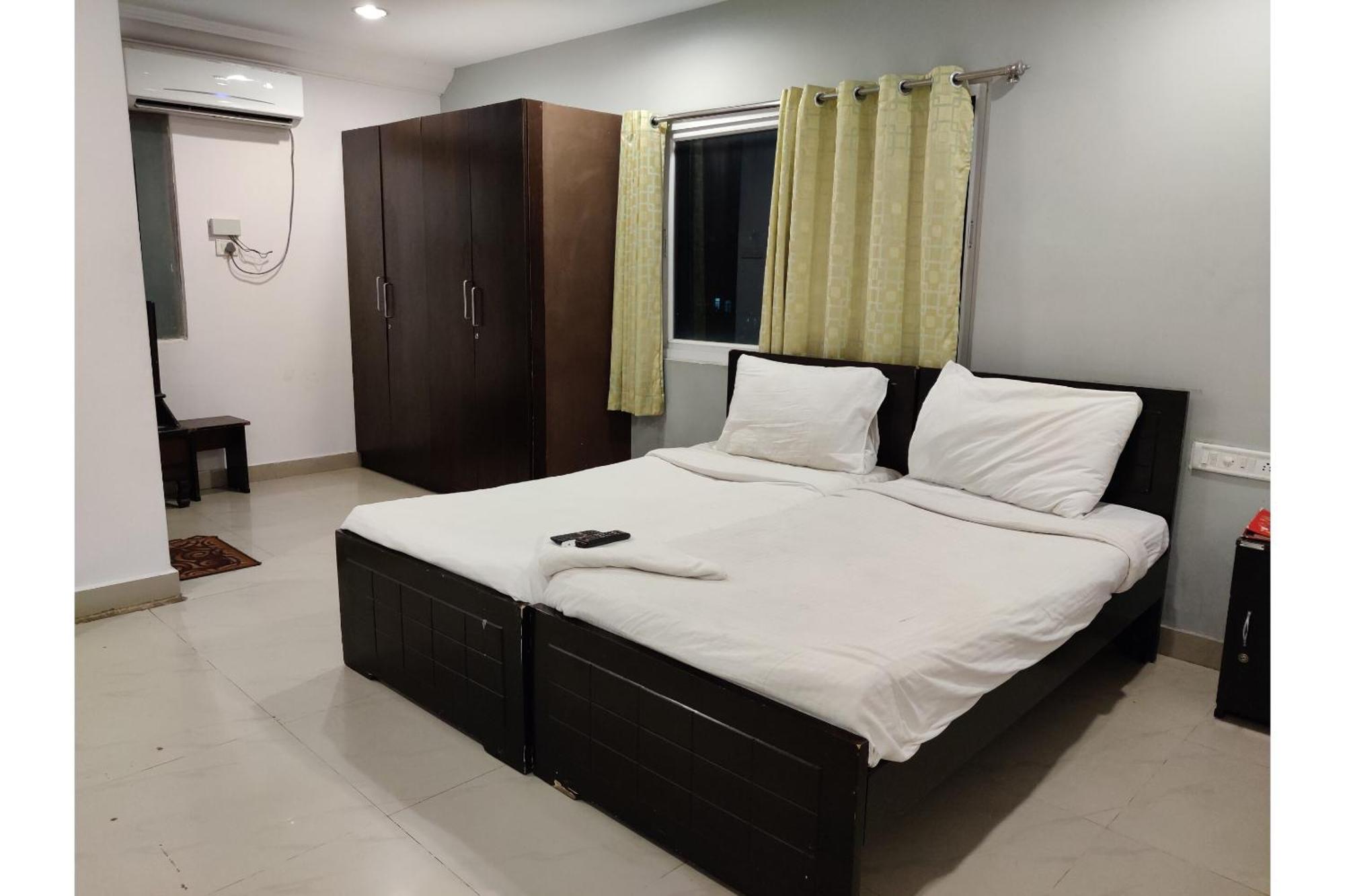 Super Collection O Jubilee Banjara Hotel