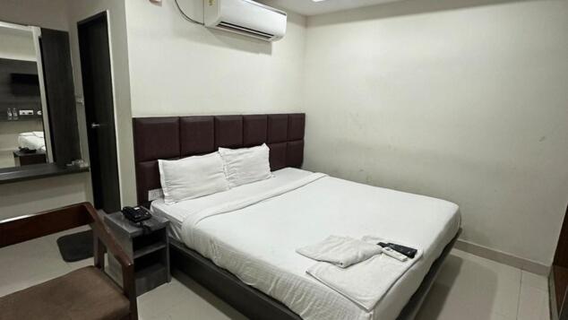 Vr Ashoka Grand 3*