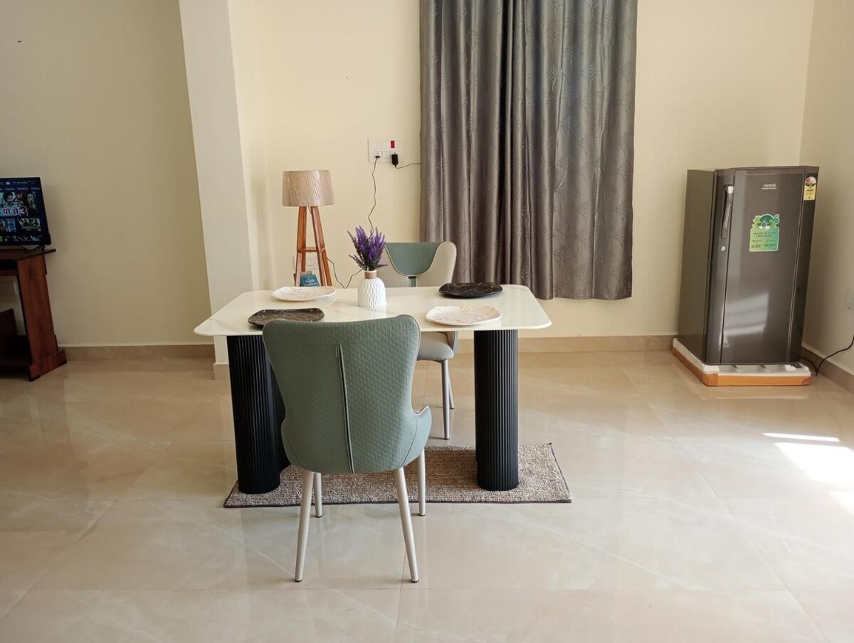 Apartment Stayin Lawn Ac Theatre Gardenluxury Hyderabad