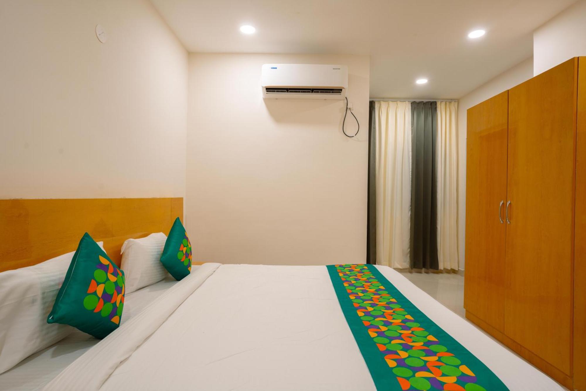 Treebo The Living Tree Khairatabad Hotel Hyderabad