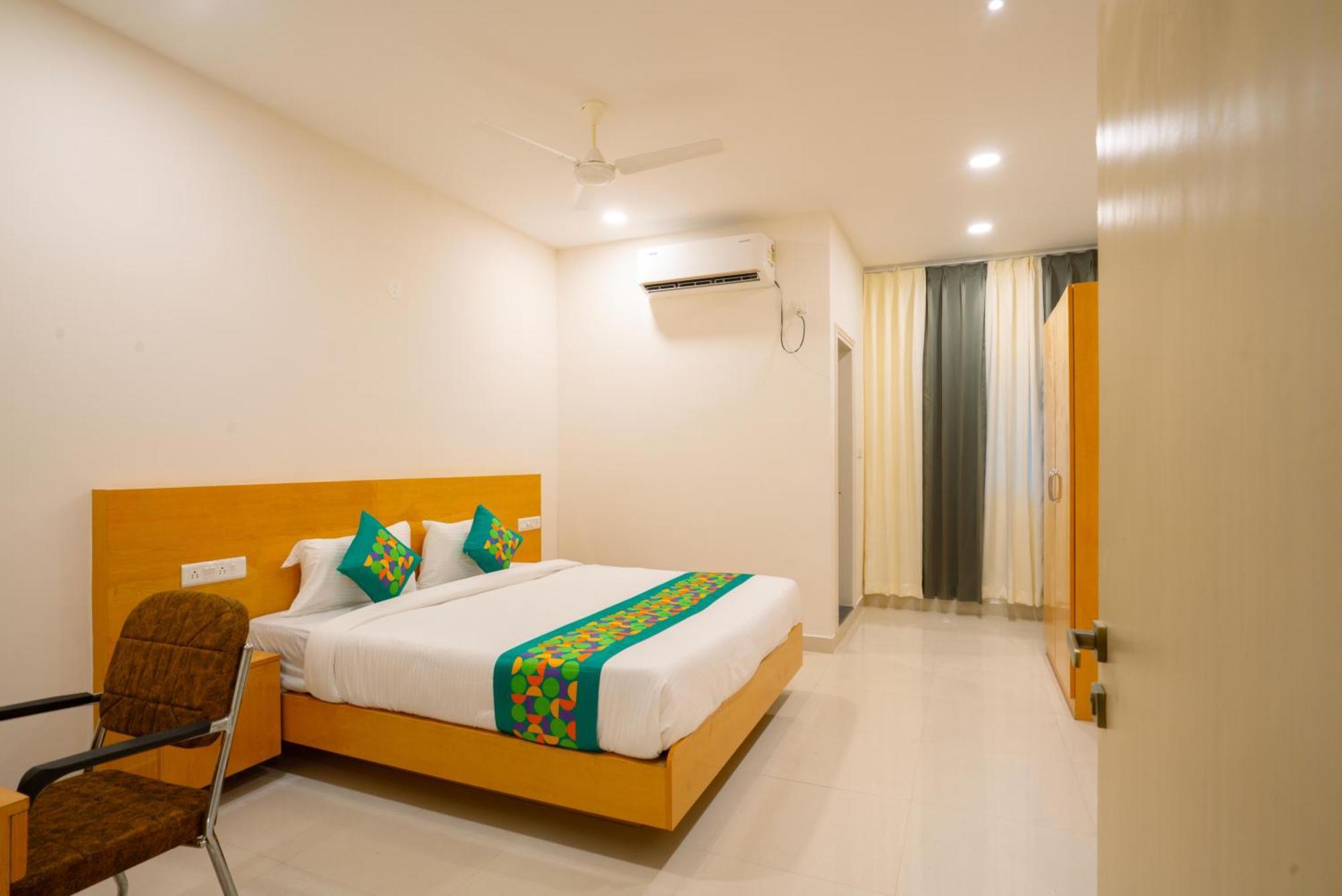Treebo The Living Tree Khairatabad Hyderabad
