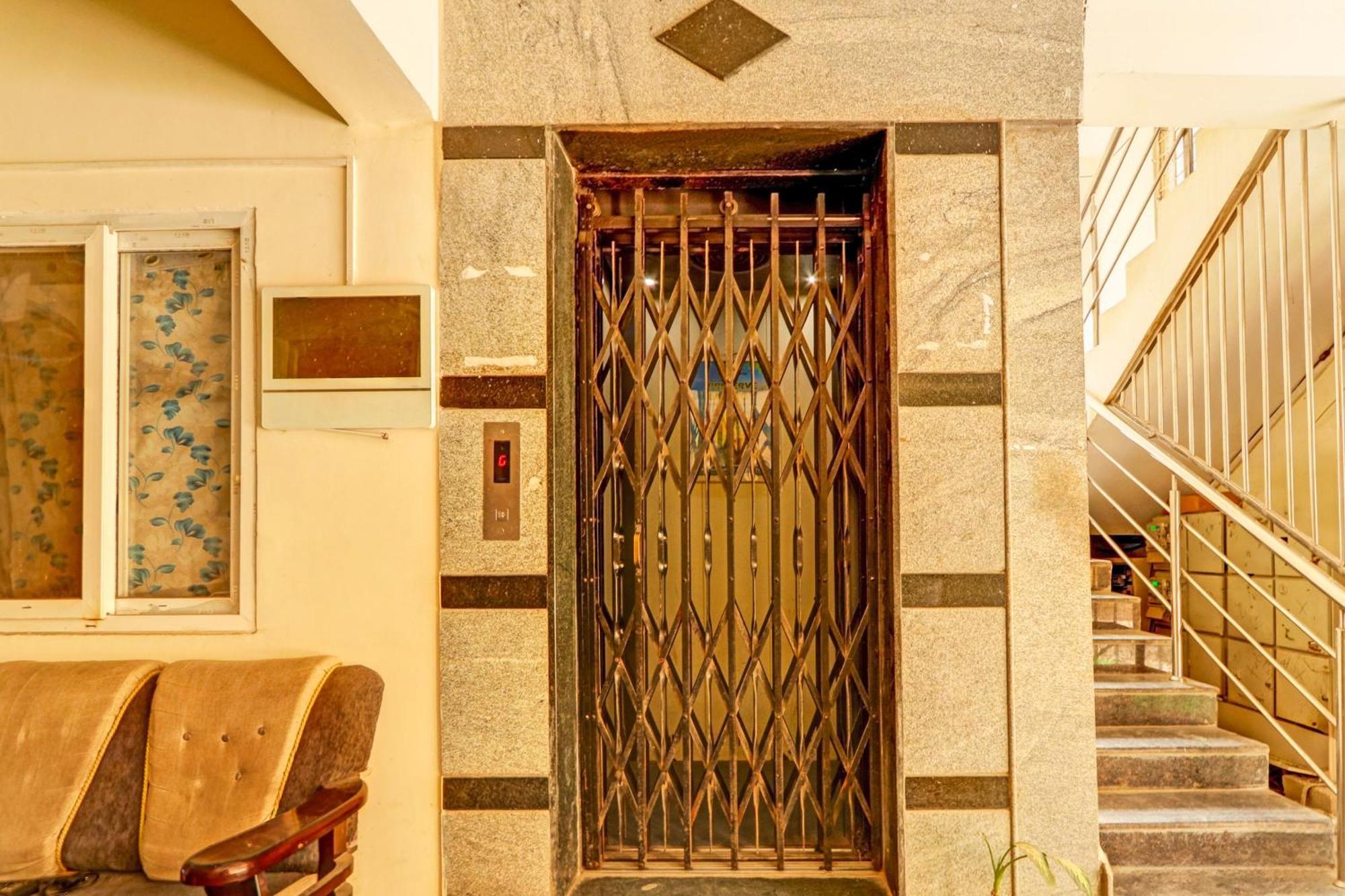 O Royal Haven Hotel 3*