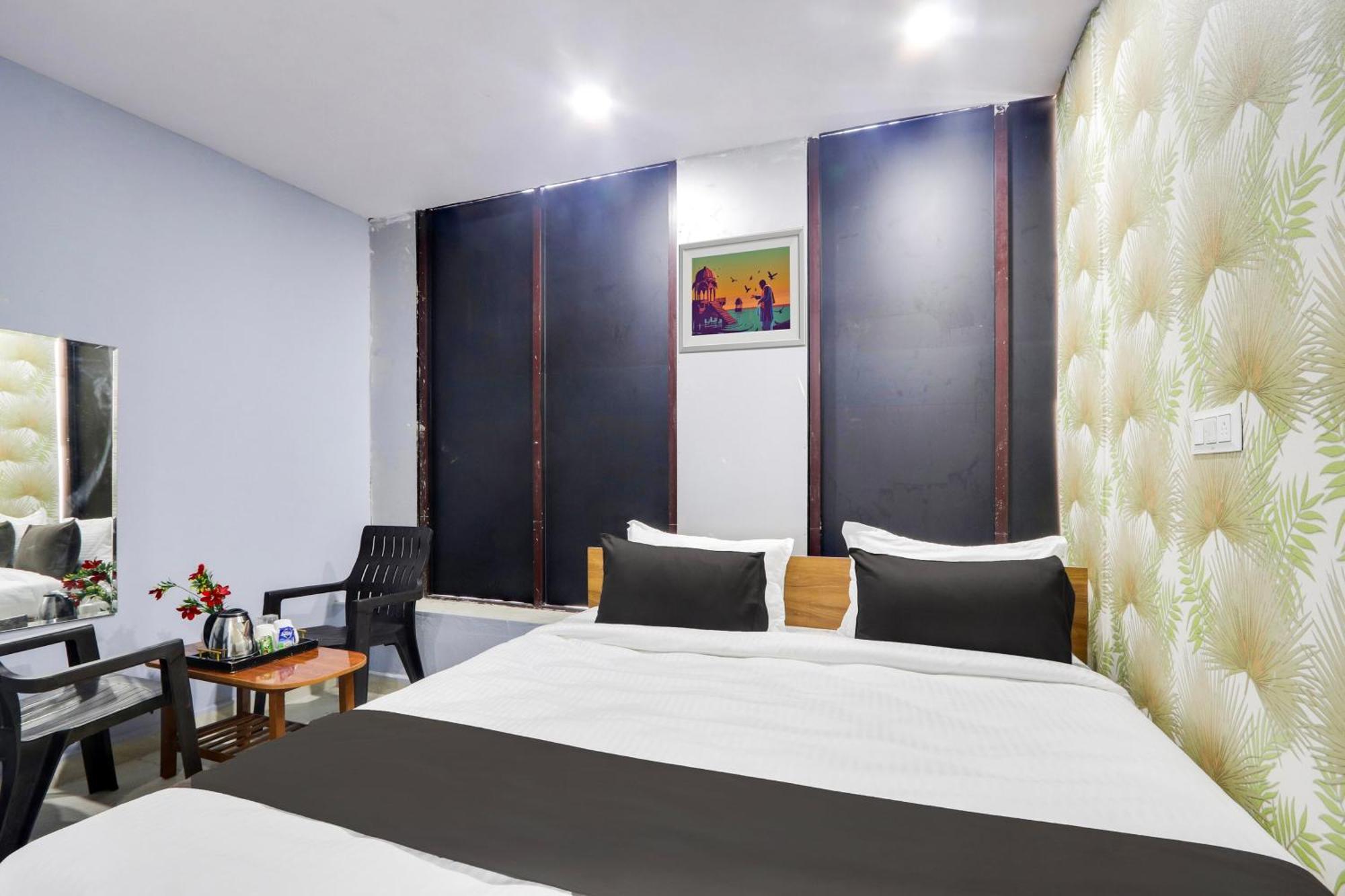 O Sri Mnr Grand Luxury 3*