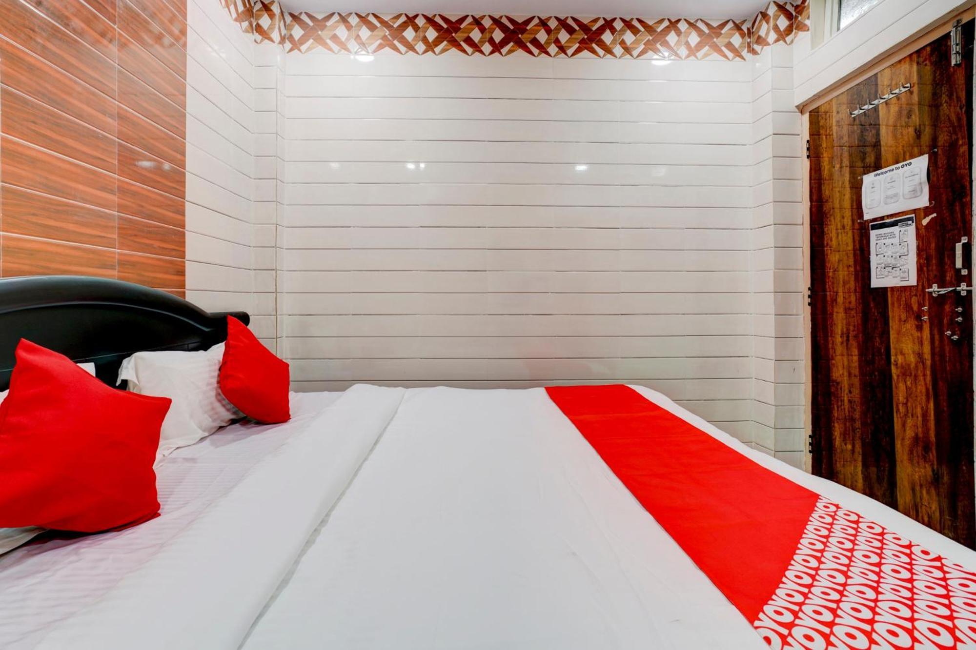 O Aroma Classic Near Nampally Main Railway Station Hotel