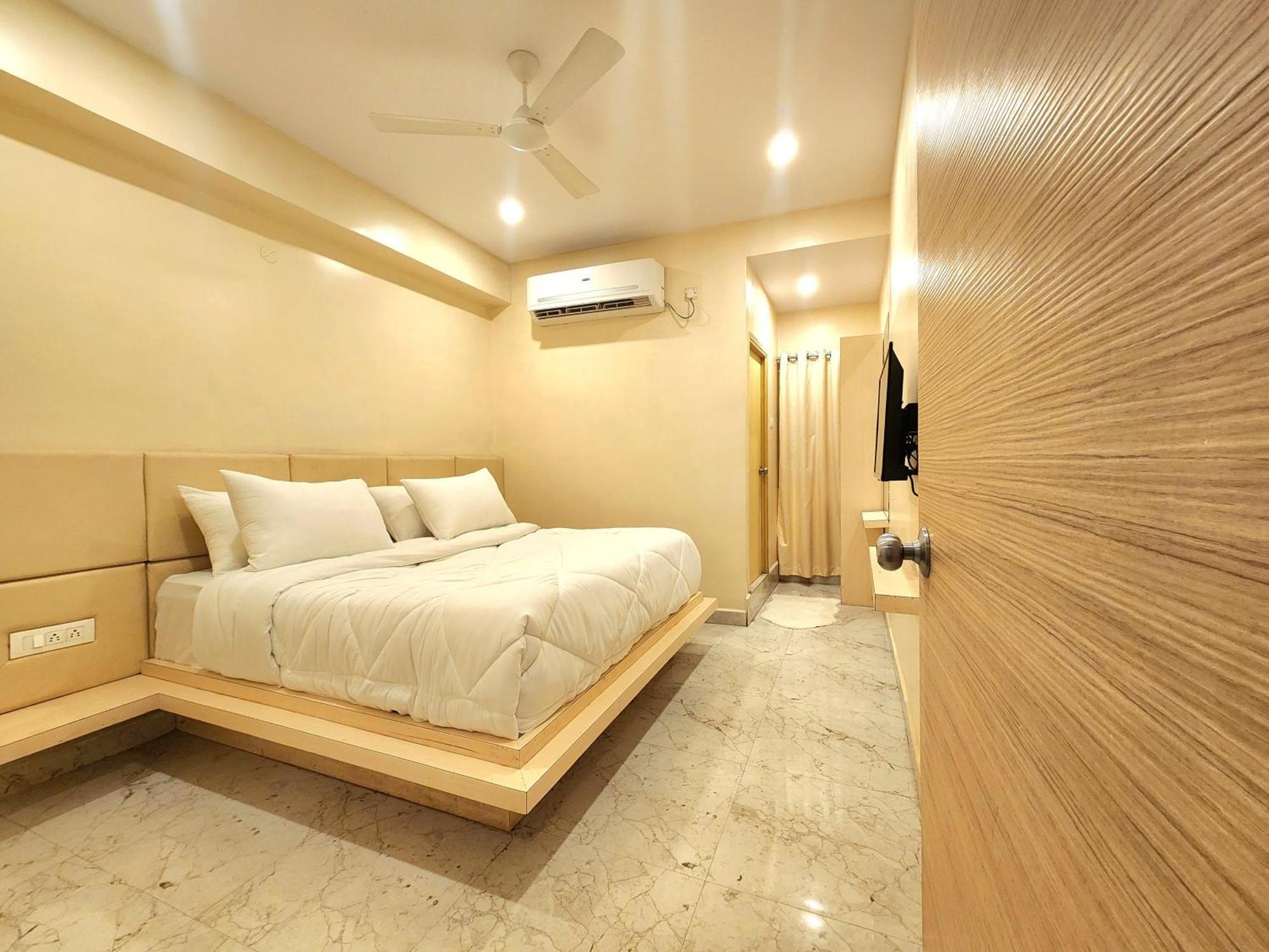 Landcorp Hotel 5*