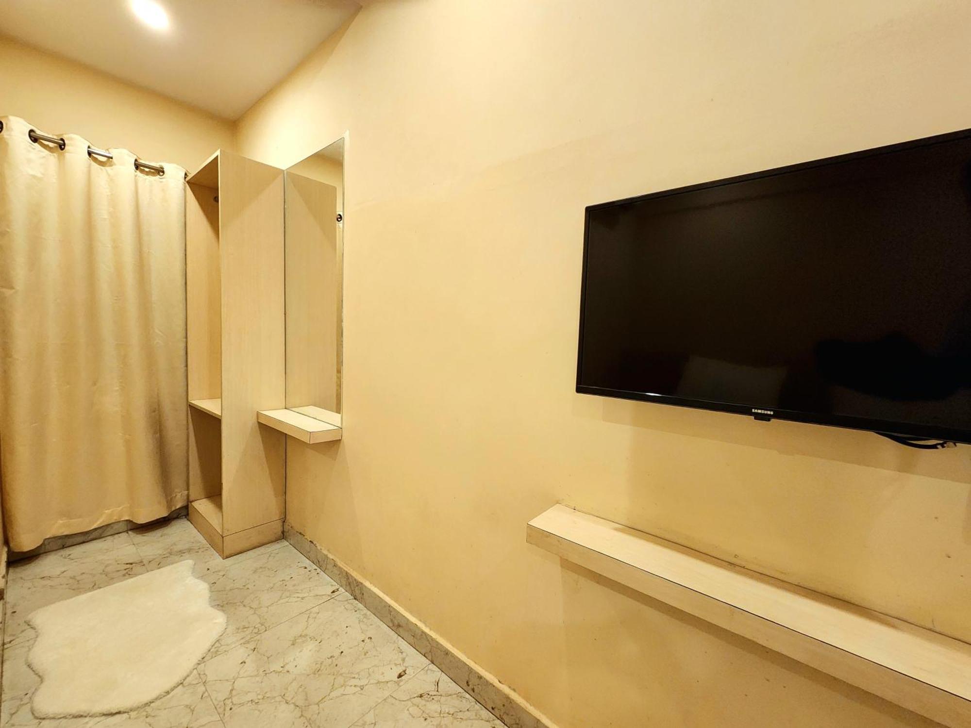 Hotel Landcorp 5*
