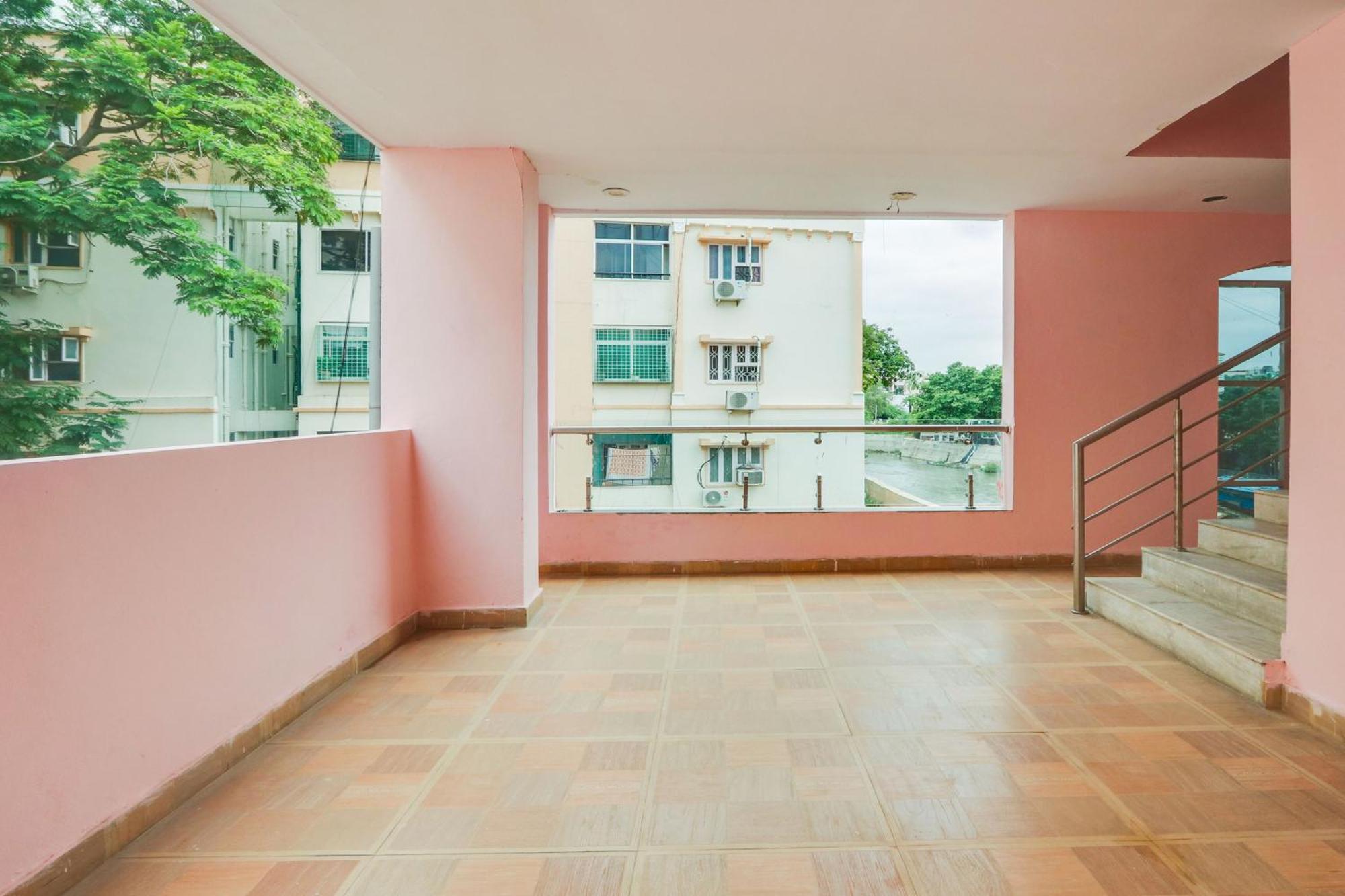 Hotel O Shirdi Blissful Residency Hyderabad