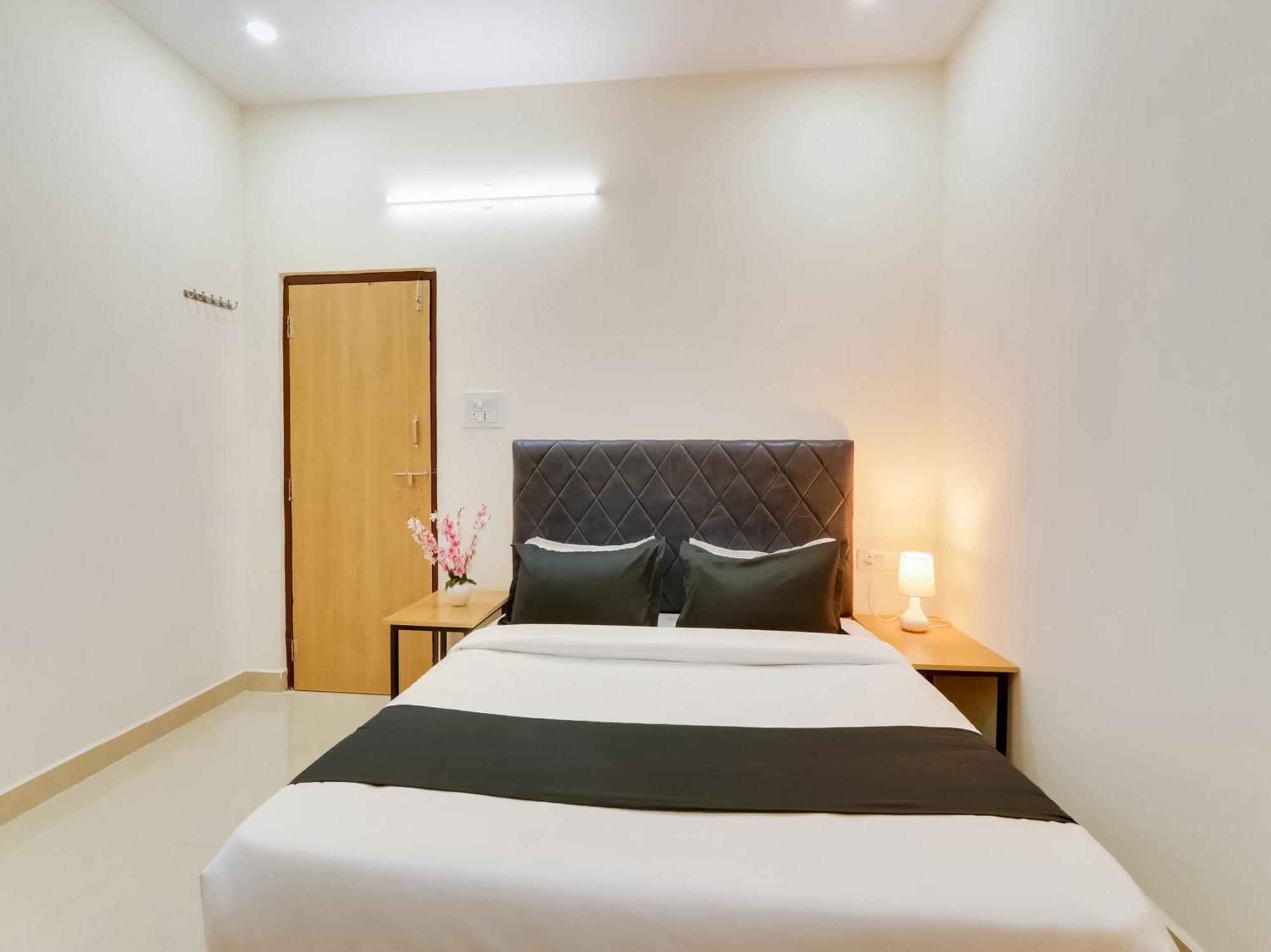 Hotel Super Collection O Rbs Classic Nacharam Mallapur Road 4*