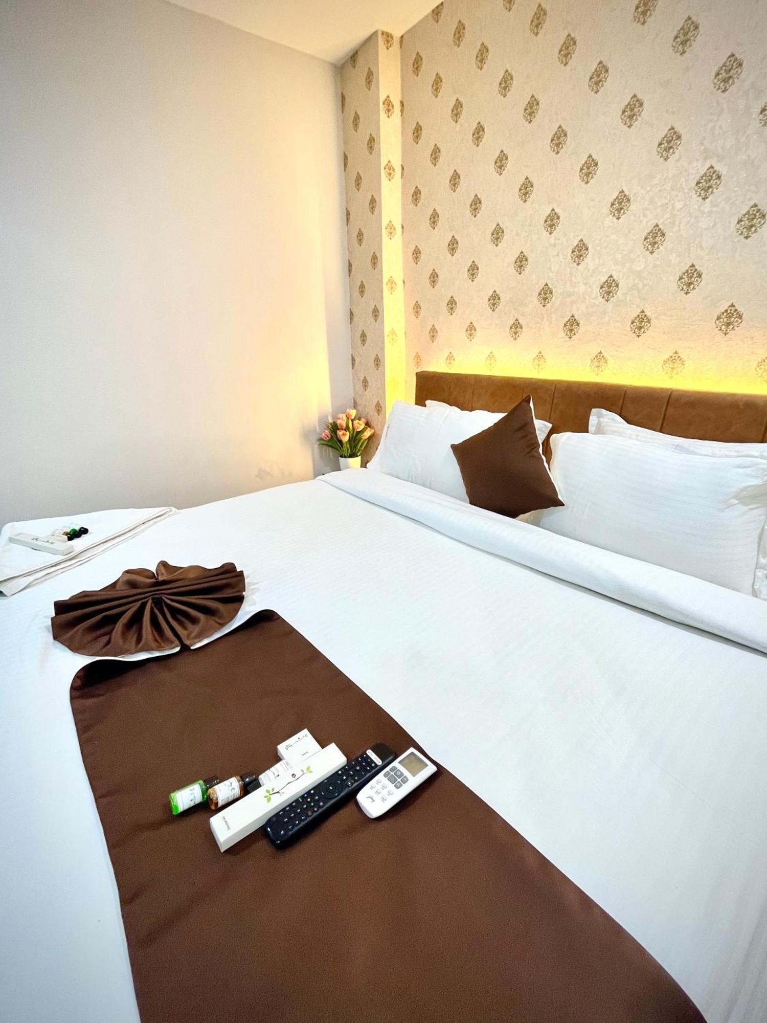 Mithra Grand Hotel 3*