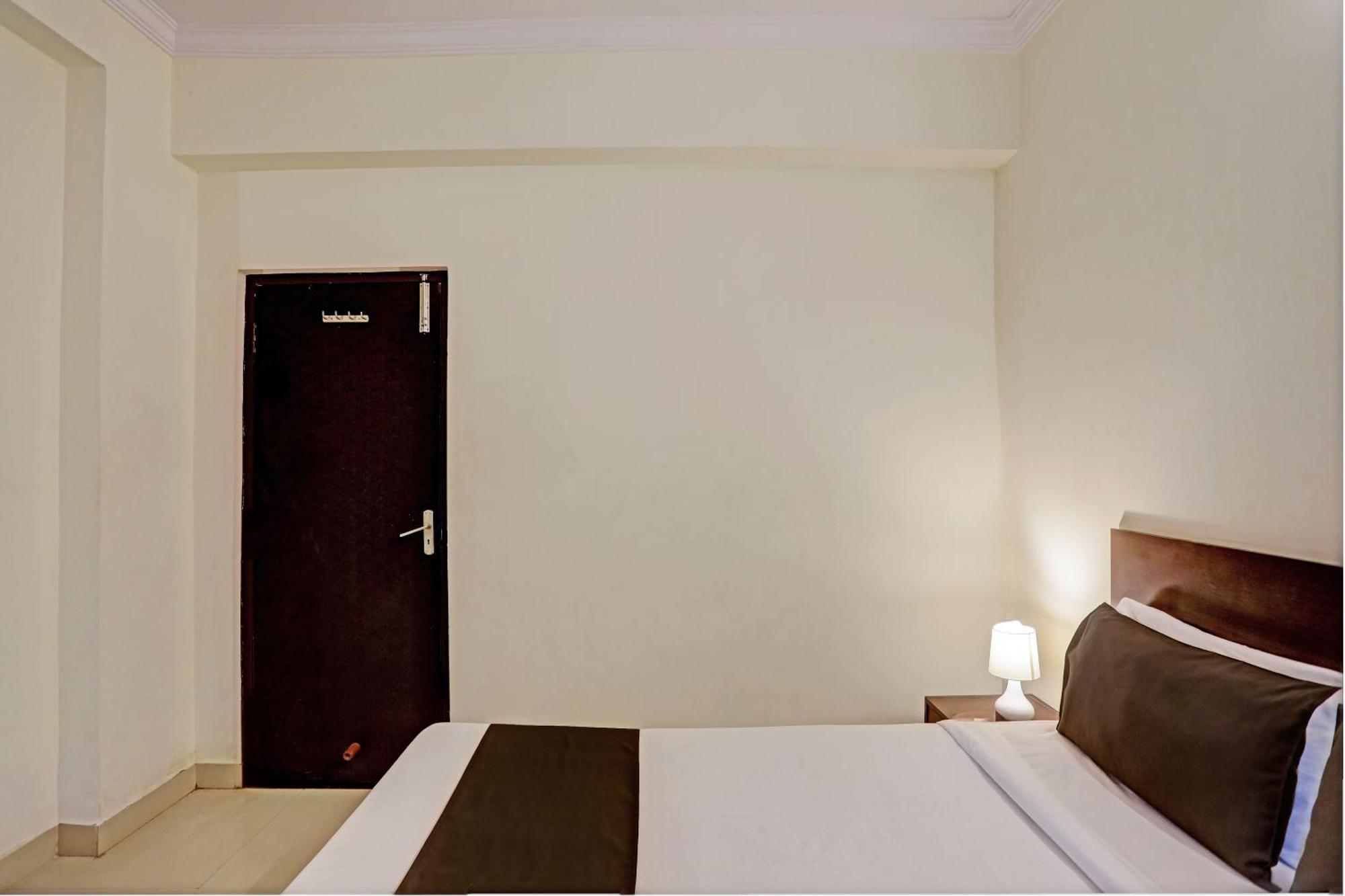 O Shiridi Residency Near Birla Mandir 4* Hyderabad