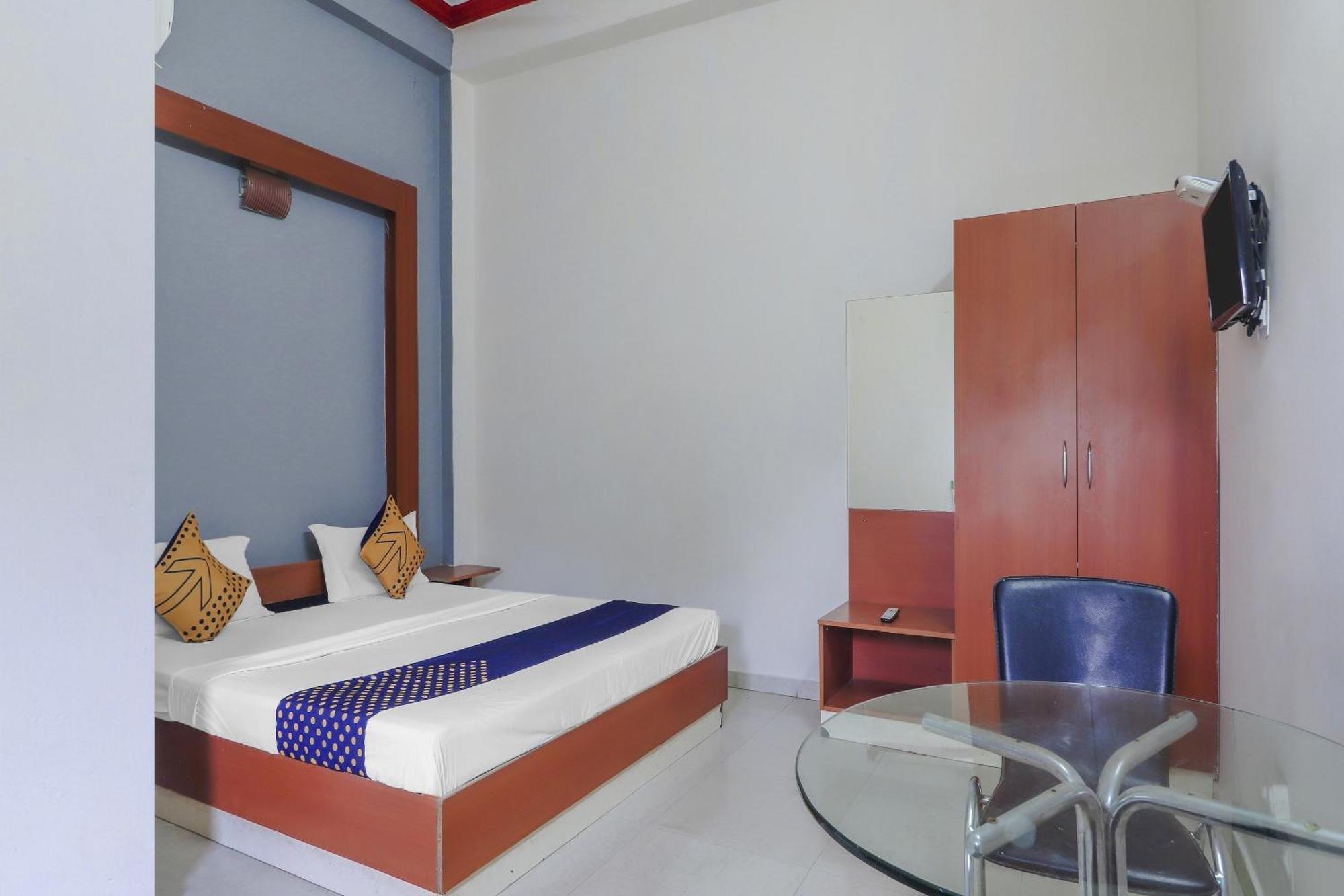 Spot On Pioneer Hotel