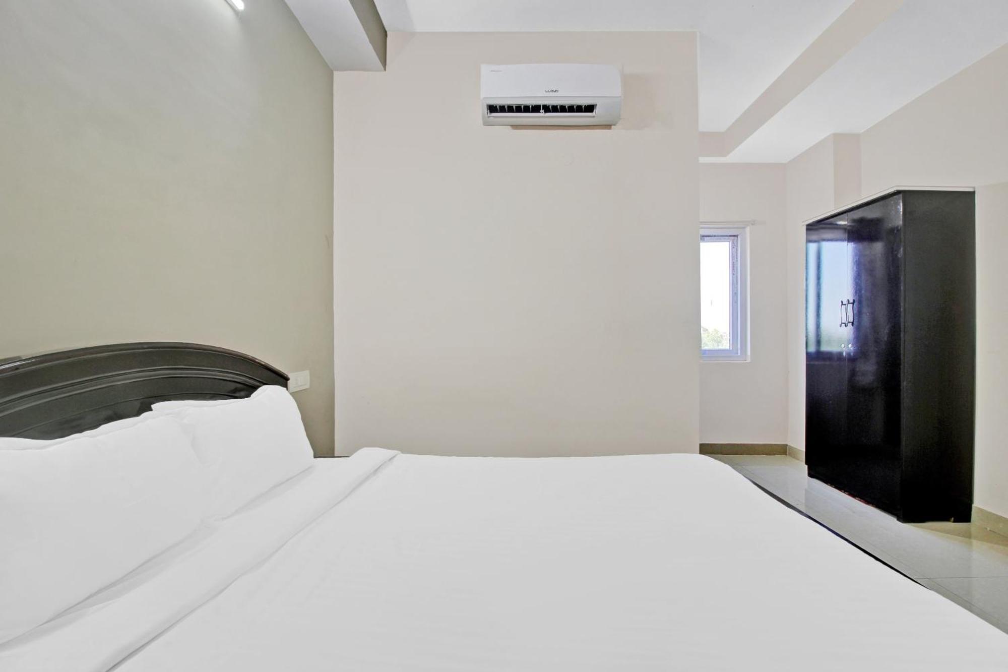 O Hillside Dlf Gachibowli Near Shilparamam