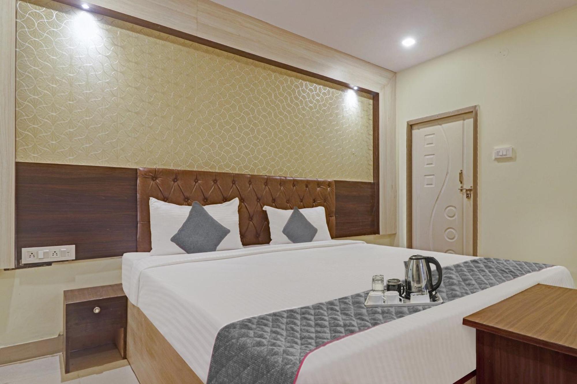 Townhouse Ragas Grand Hotel 4*
