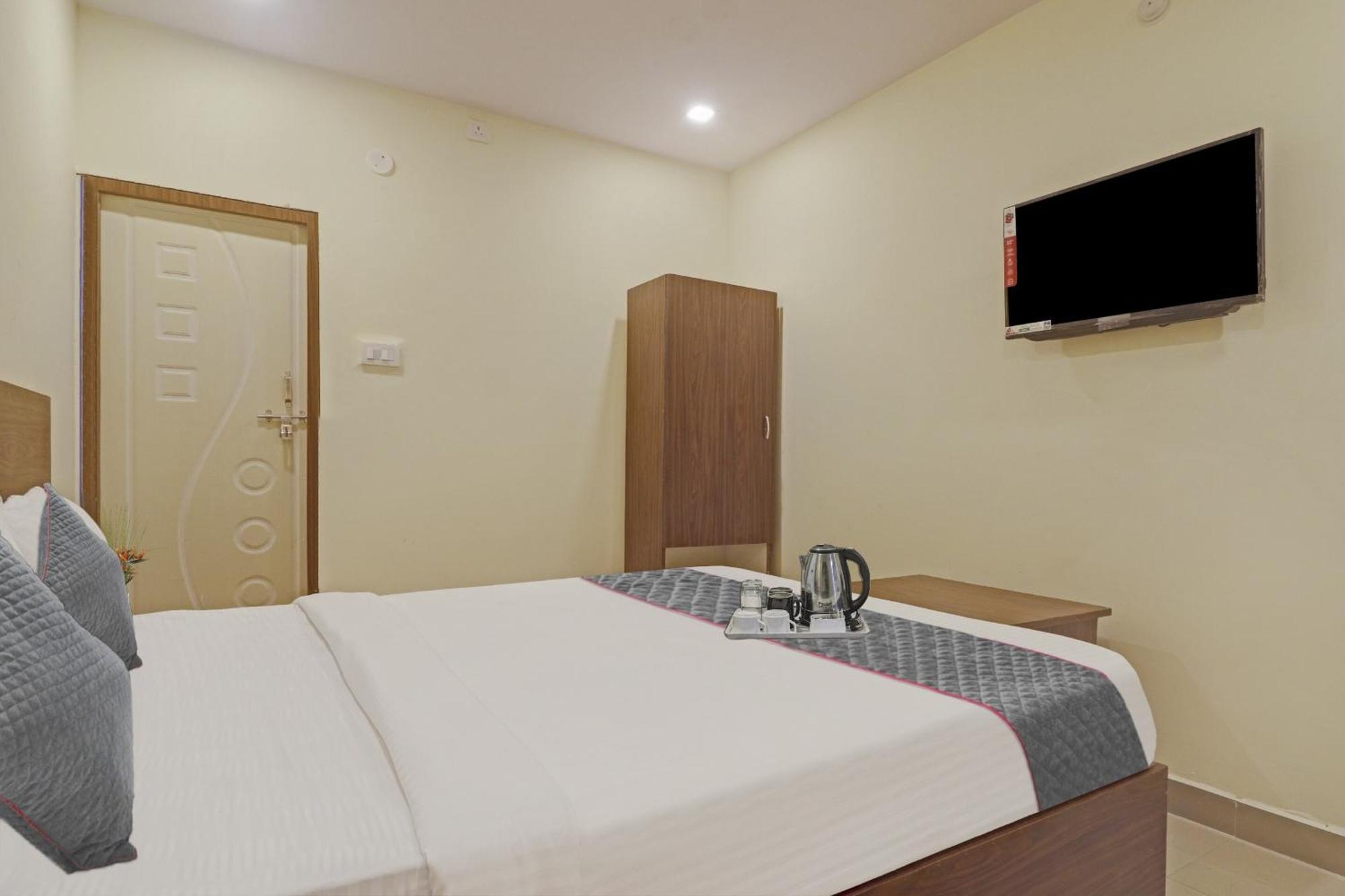 Townhouse Ragas Grand 4* Hyderabad