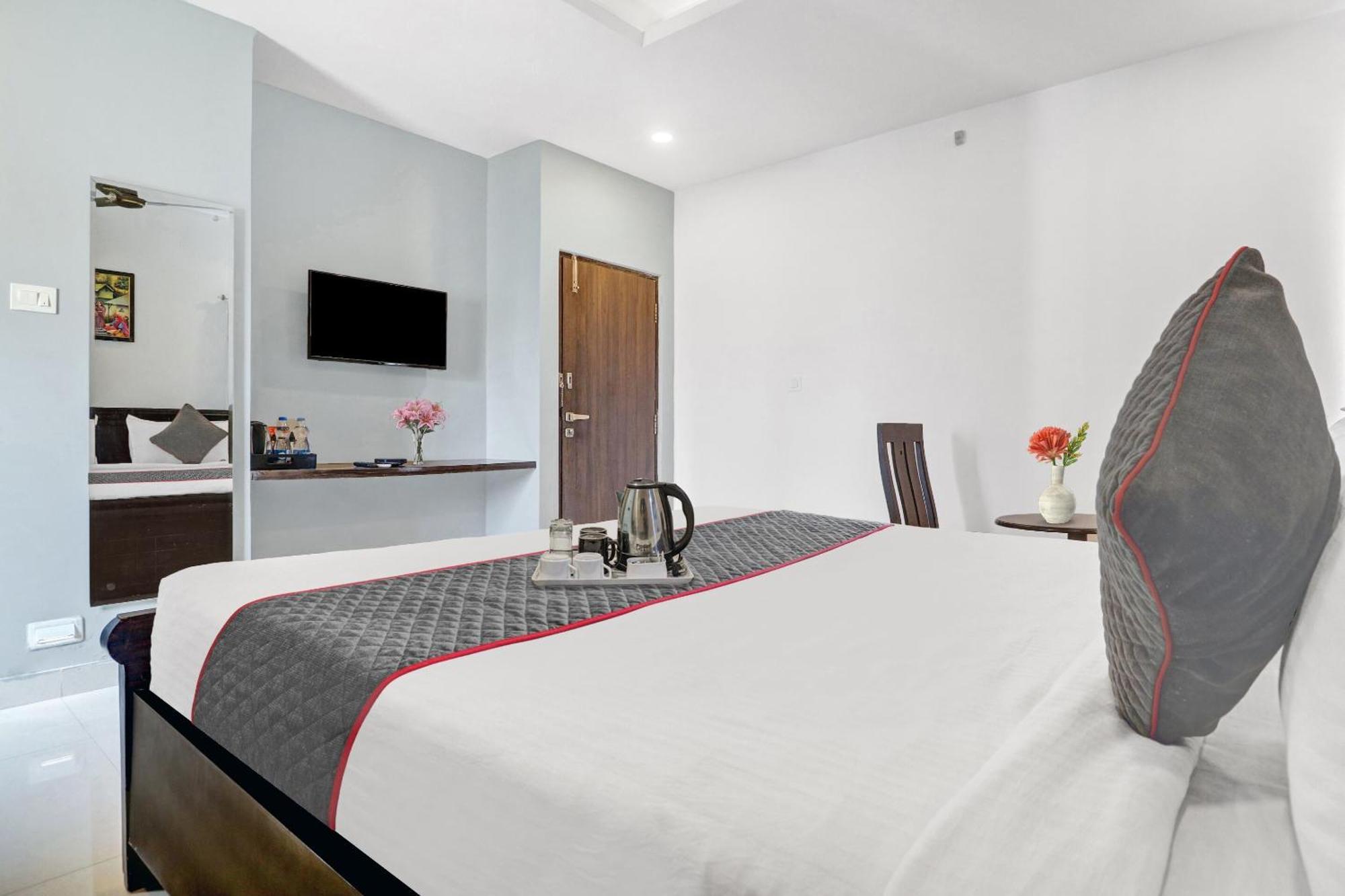 Super Townhouse Rcc Park View 4*