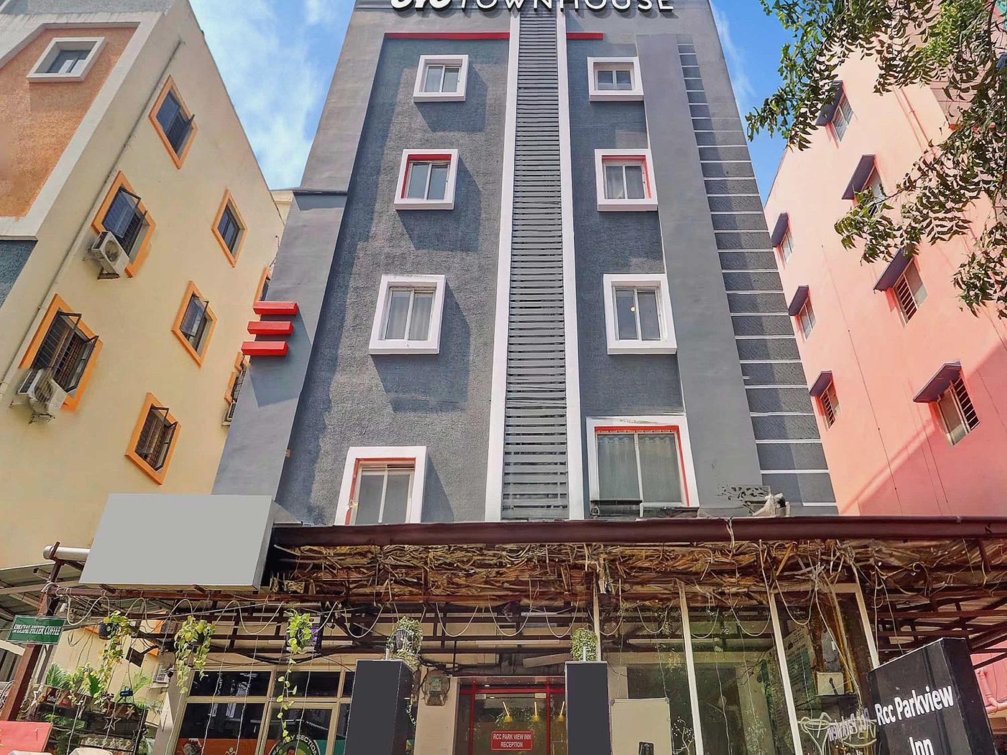 Super Townhouse Rcc Park View