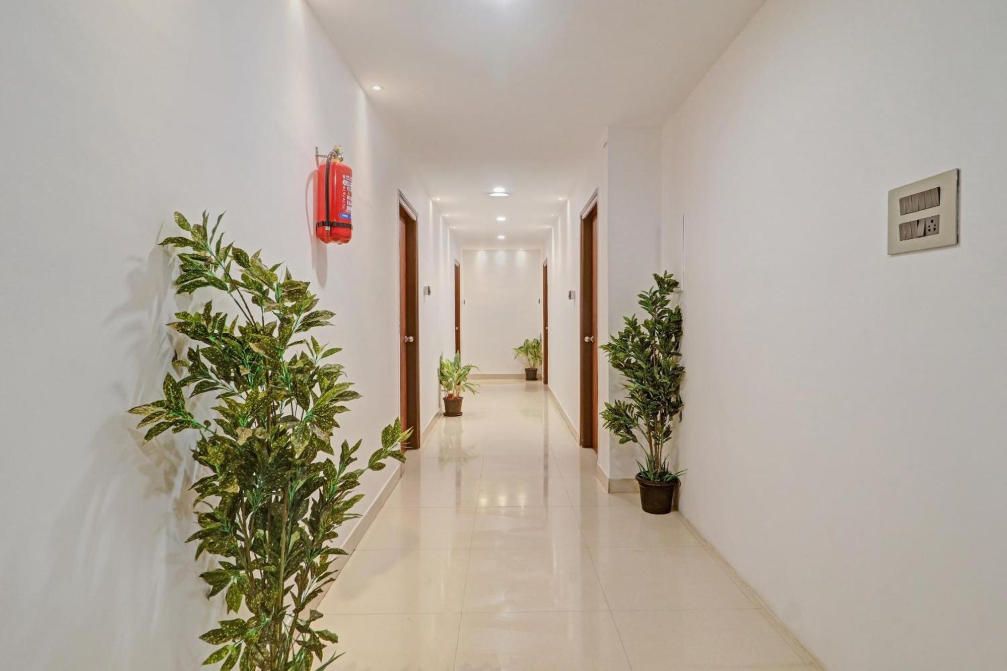 Super Townhouse Rcc Pride 4* Hyderabad