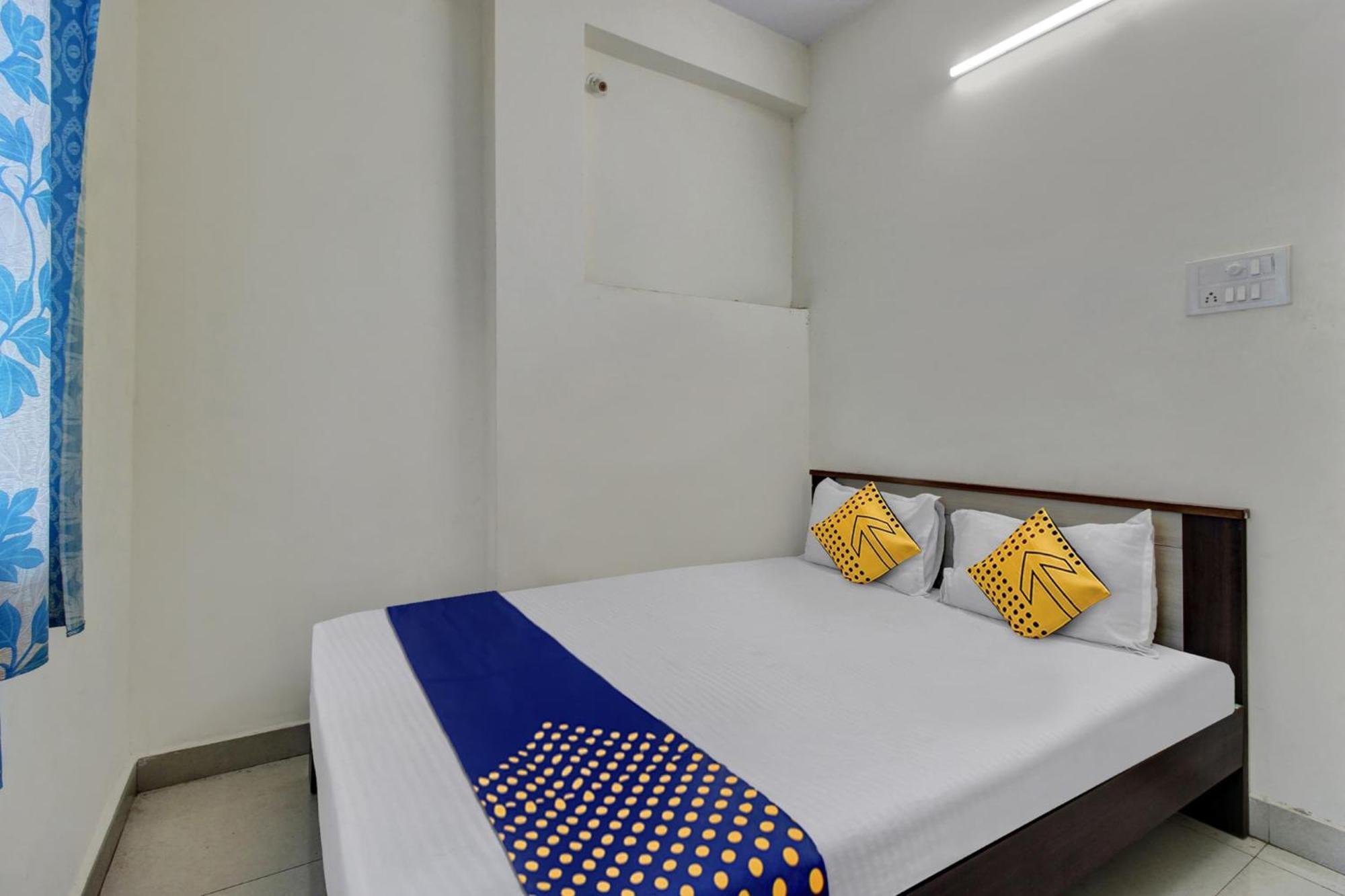 O Vijaya Laxmi Residency Hotel