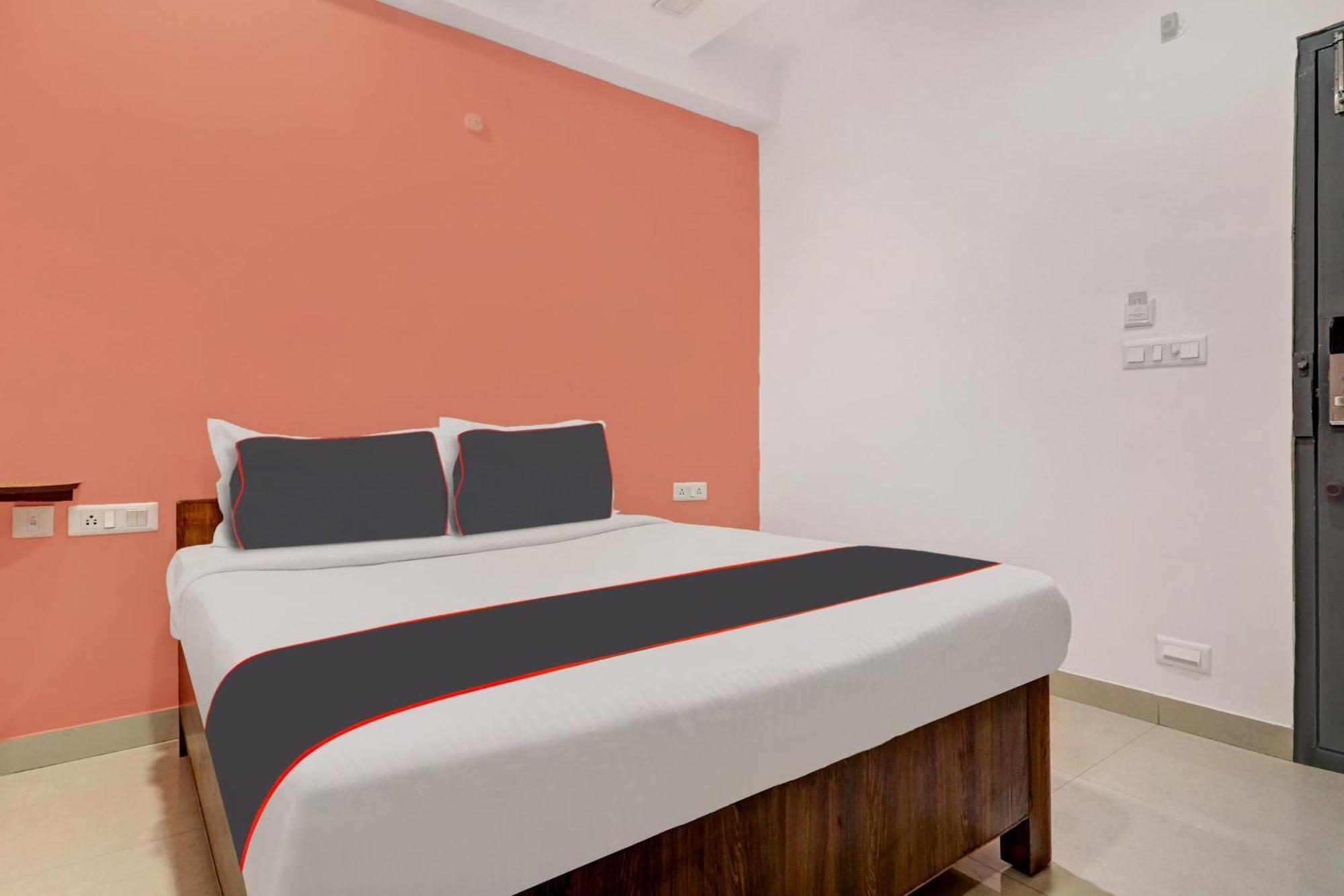 Hotel Super Capital O Qualia Gachibowli Hyderabad