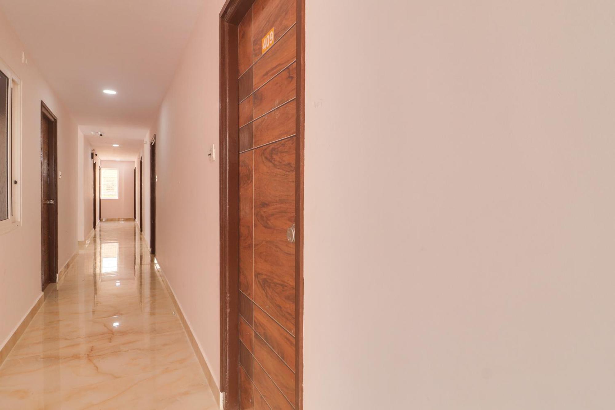 Hotel Super Collection O Rbs Kothapet-nagole Road