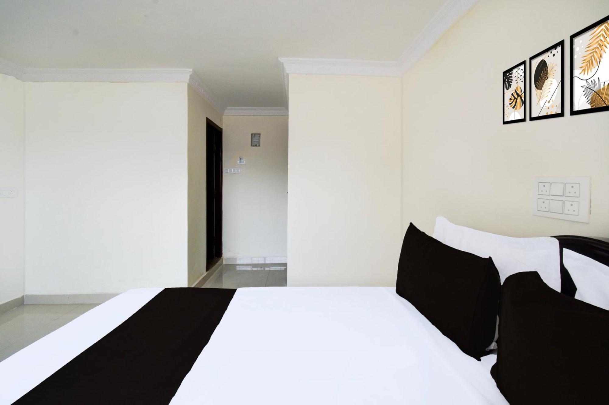 O Rks Nearby Narsingi ,kokapet And Neknampur Hotel Hyderabad