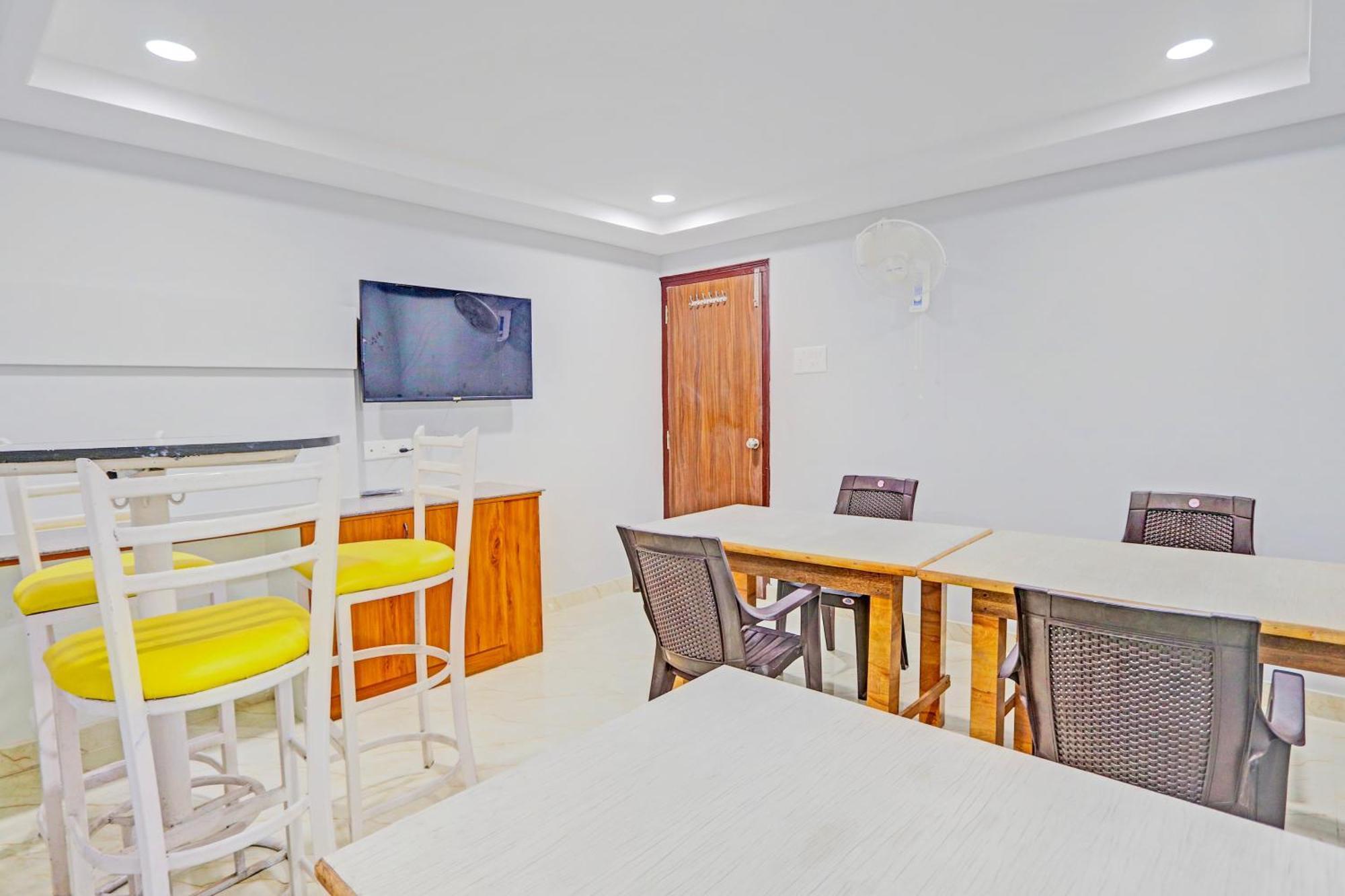 Super Townhouse Qualia Elite S R Nagar 4* Hyderabad