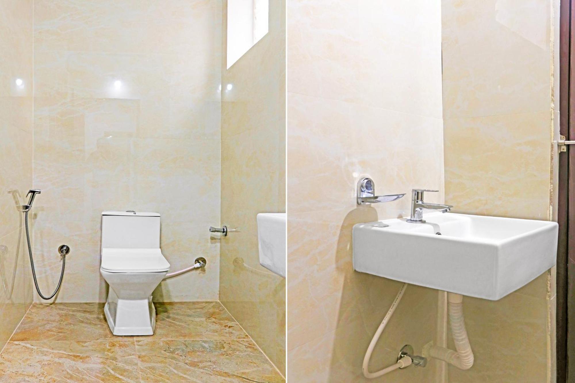 Super Townhouse Qualia Elite S R Nagar 4*