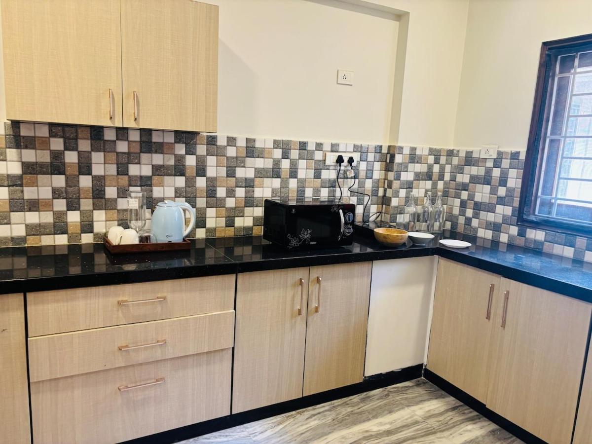 Apartment Luxurious 3bhk In Banjara Hills The Sujario *