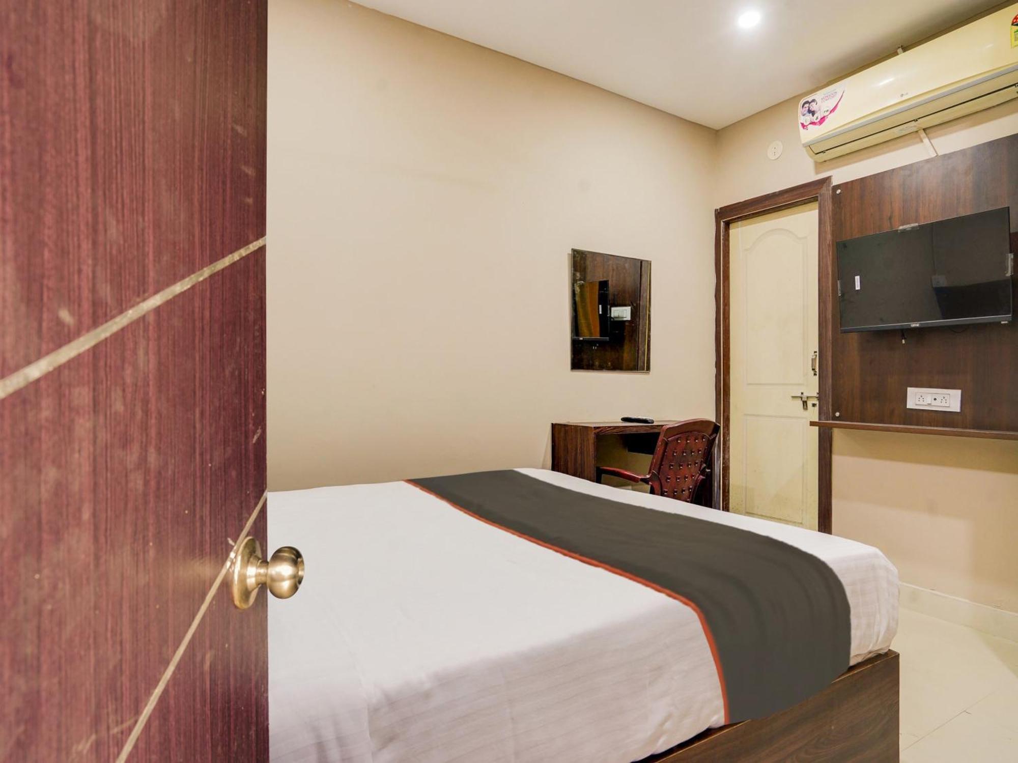 Super Collection O Pnr Comfort Khairatabad Hotel Hyderabad