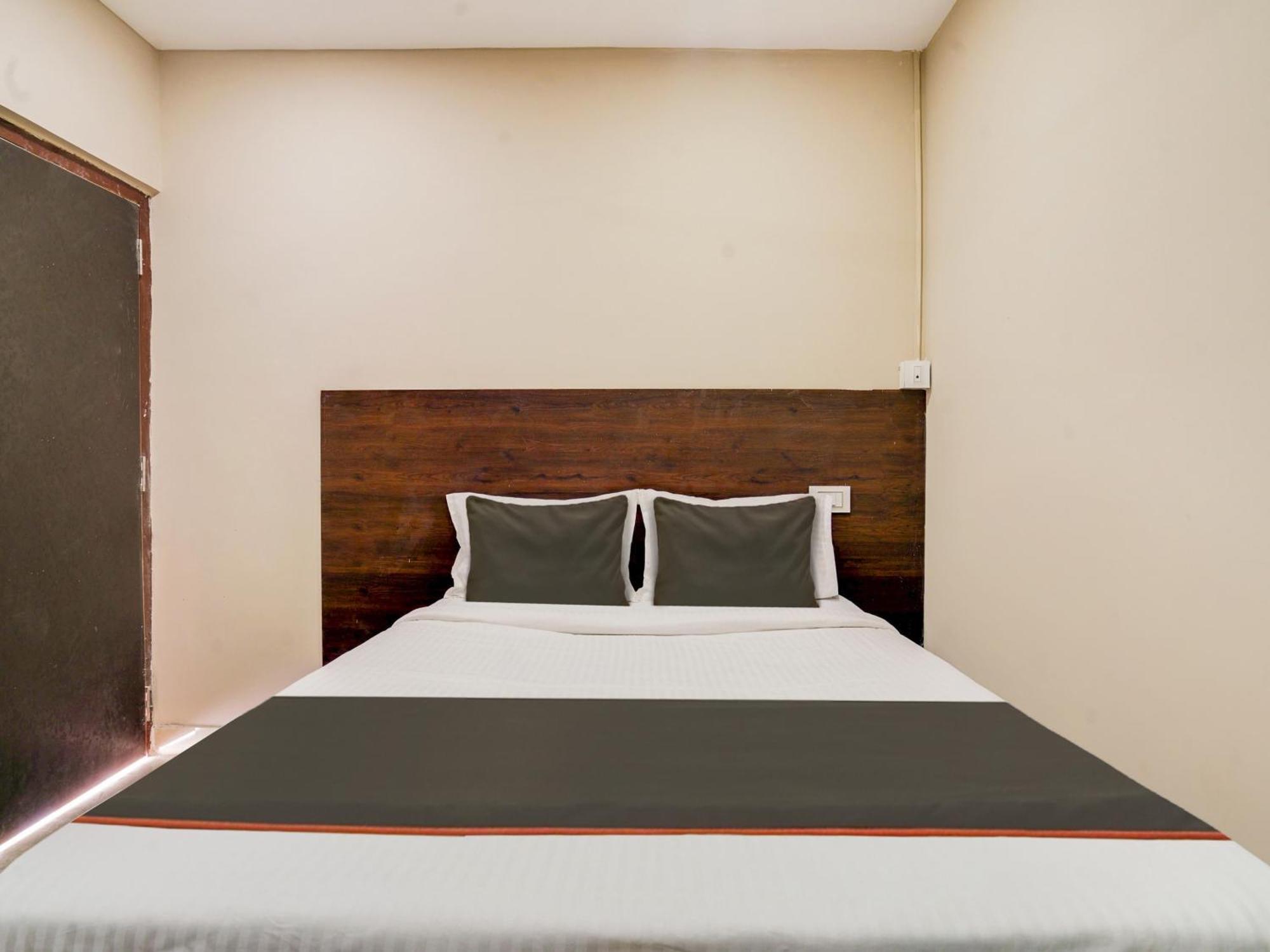 Super Collection O Pnr Comfort Khairatabad 4* Hyderabad