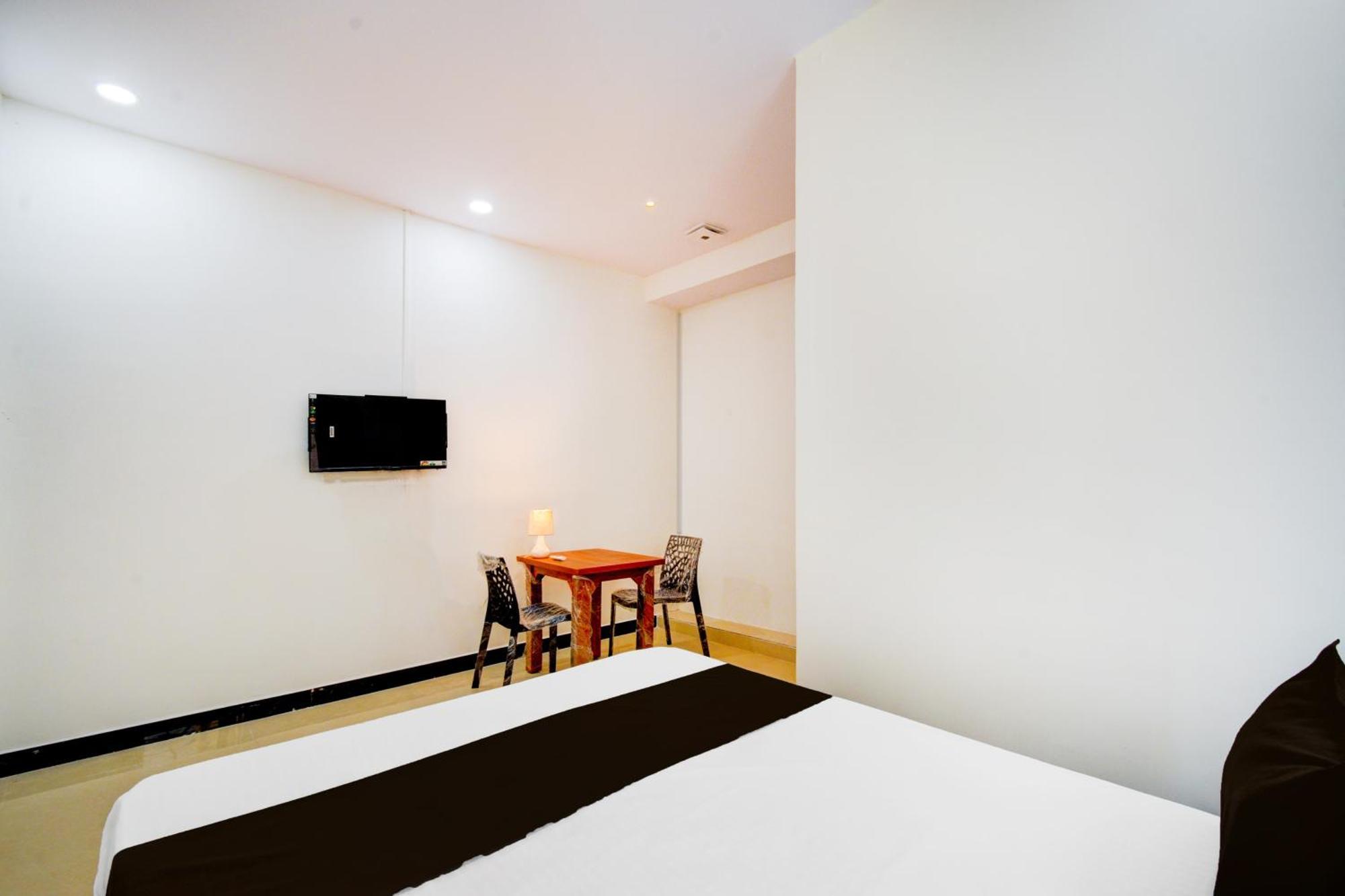 Hotel O P3 Thumkunta
