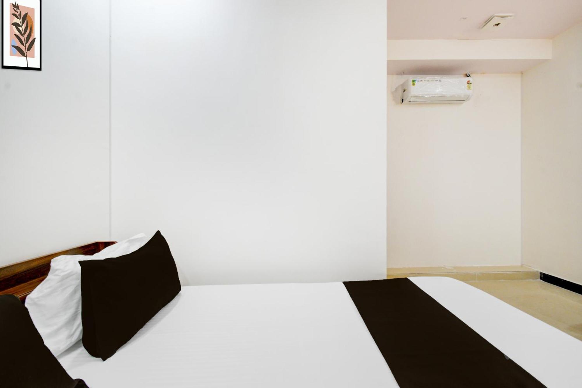 Hotel O P3 Thumkunta Hyderabad