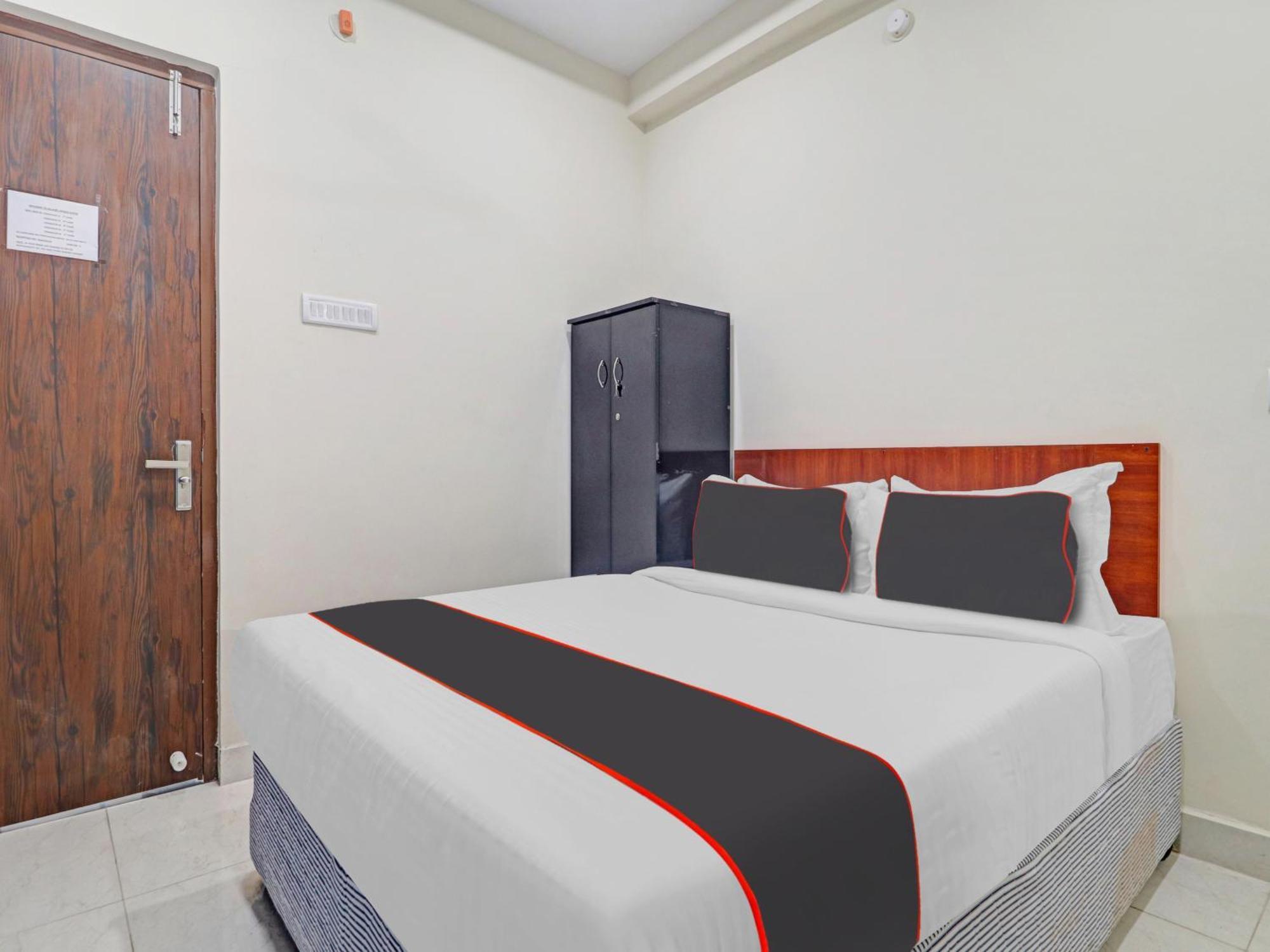 Hotel Super Hotel O Square Unique Suites 4*