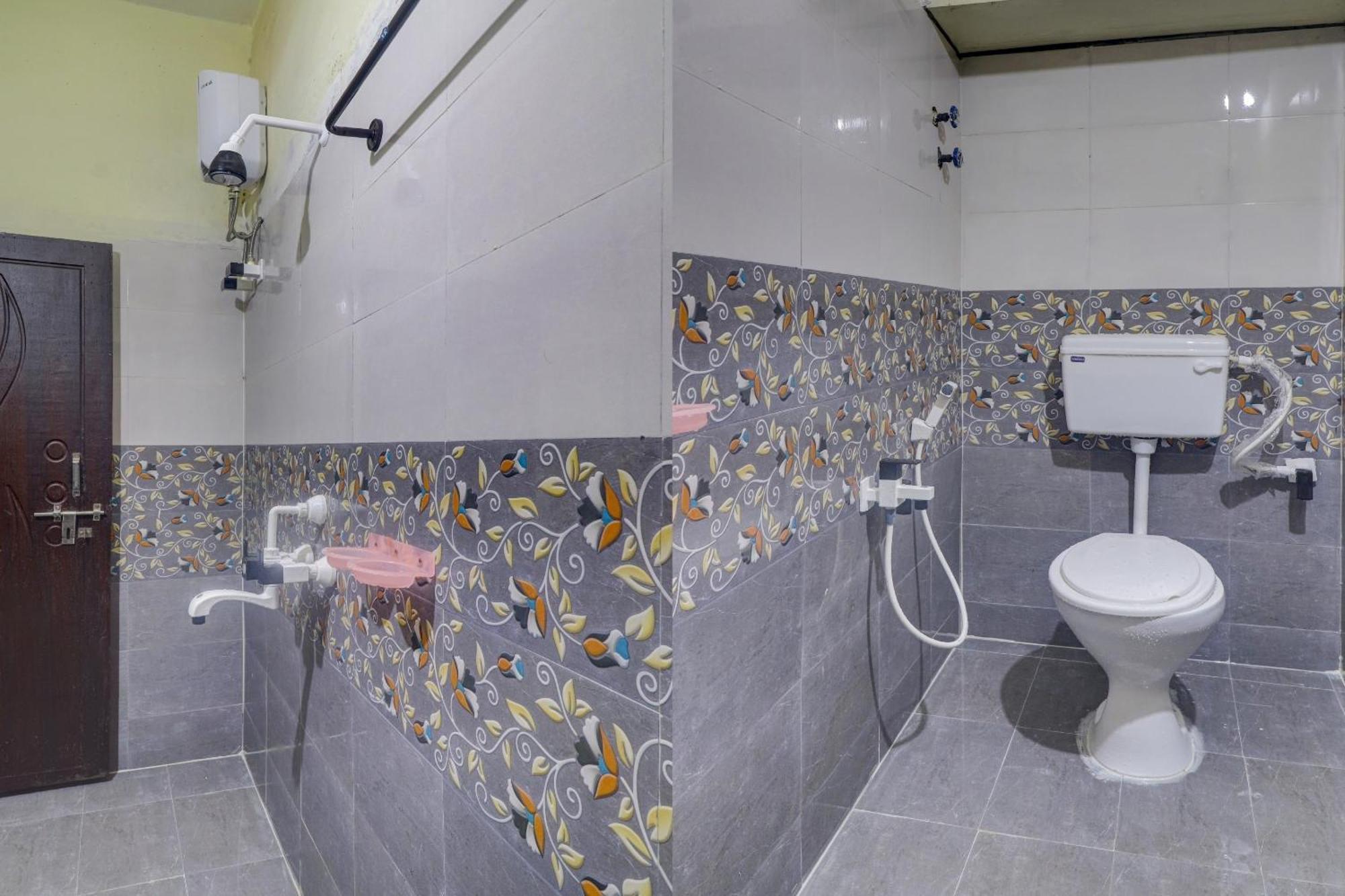 Hotel O Gsn Grand 3*